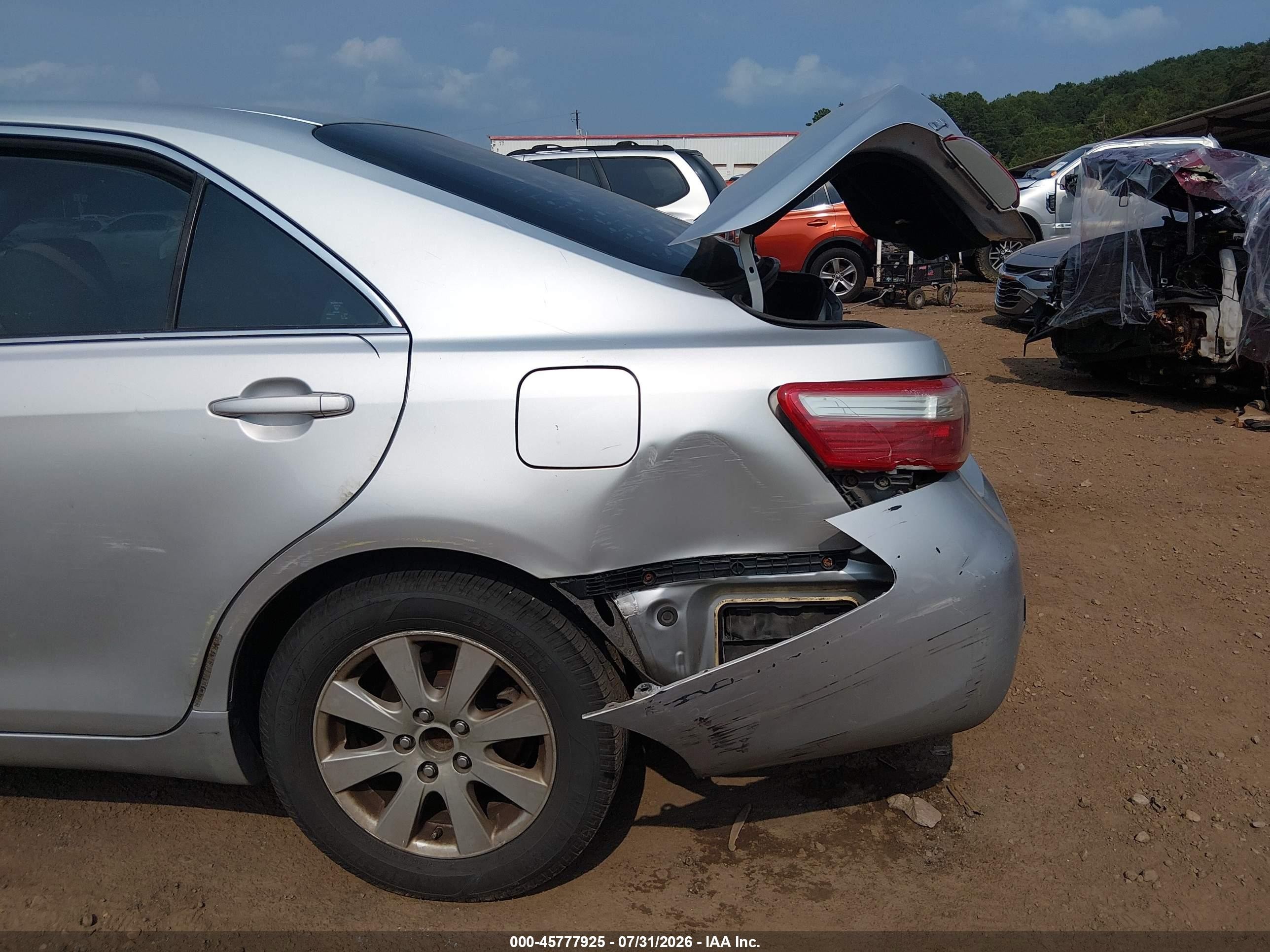 2008 Toyota Camry Xle Silver vin: 4T1BE46K18U767432