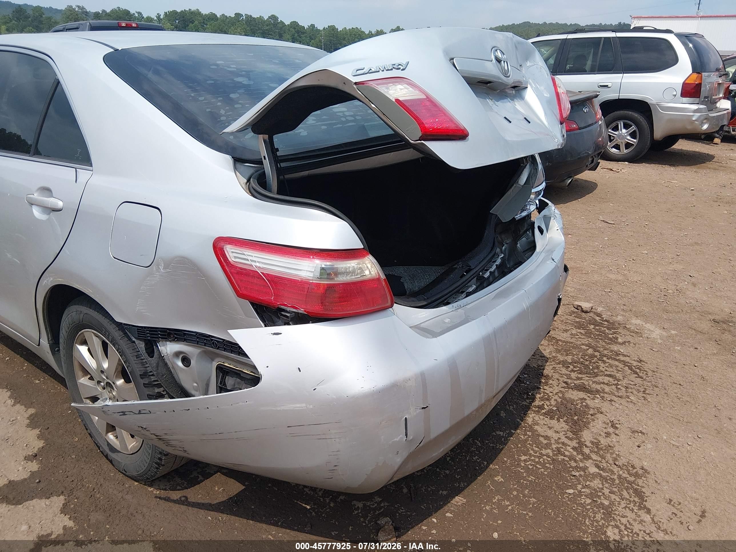 2008 Toyota Camry Xle Silver vin: 4T1BE46K18U767432