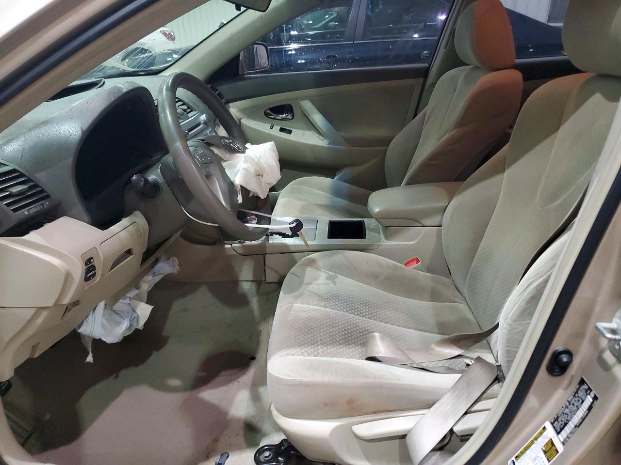 2008 Toyota Camry Base Tan vin: 4T1BE46K18U771822