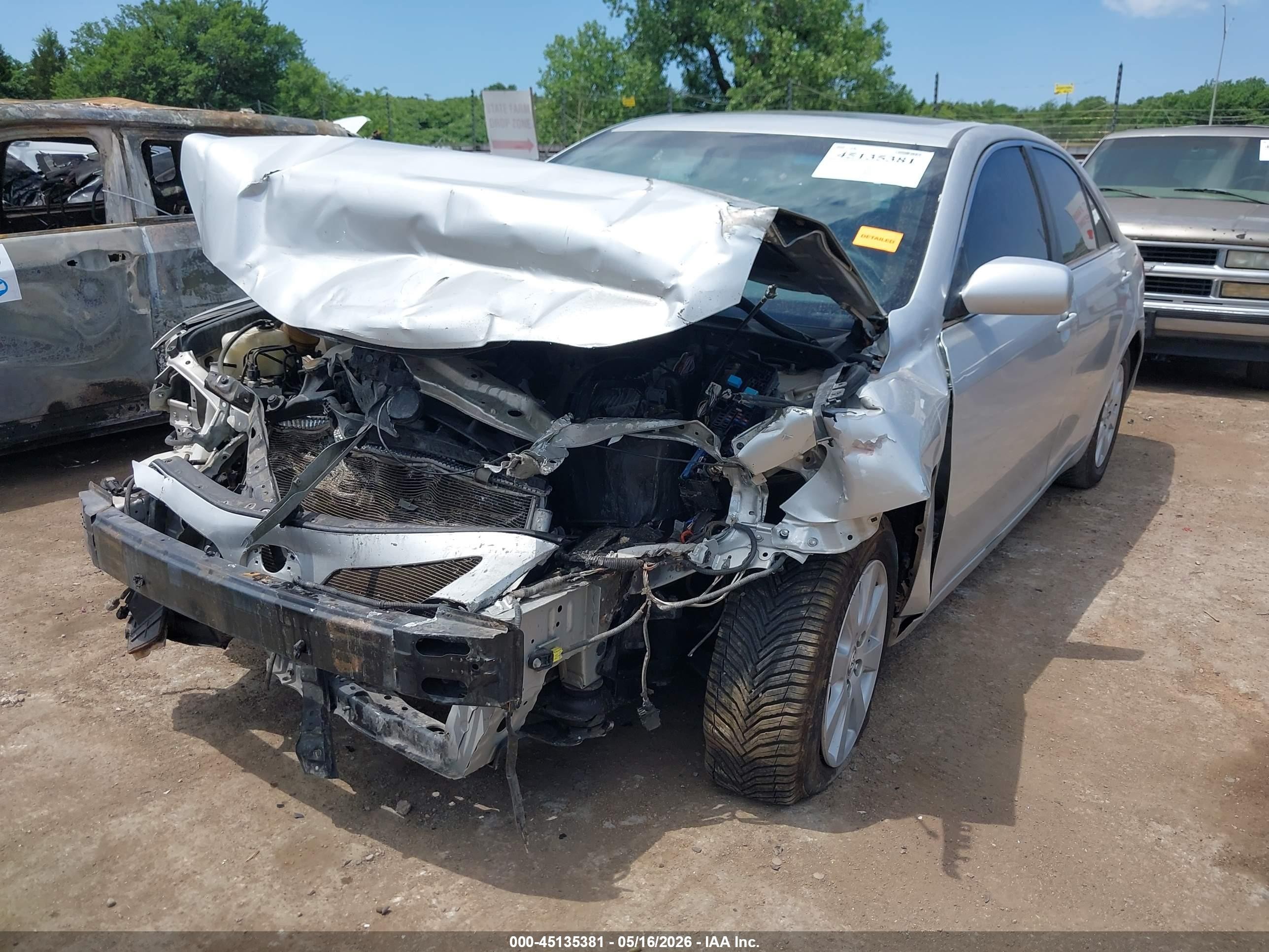 2008 Toyota Camry Xle Silver vin: 4T1BE46K18U775708