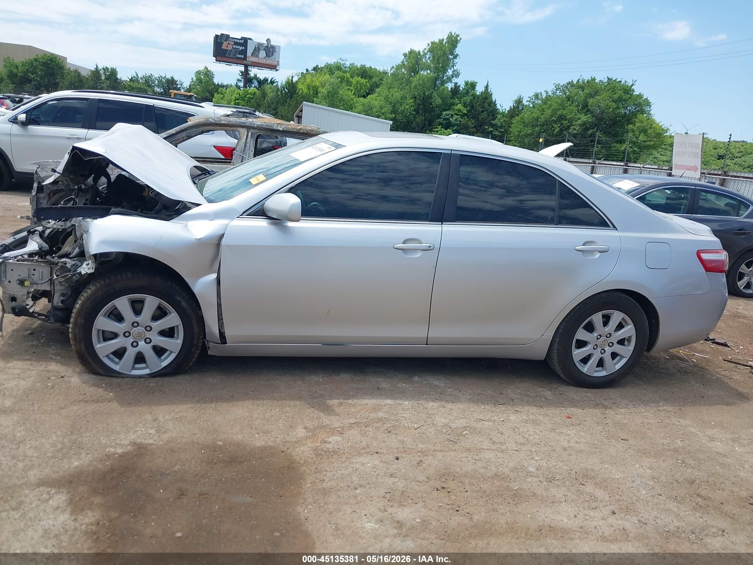 2008 Toyota Camry Xle Silver vin: 4T1BE46K18U775708