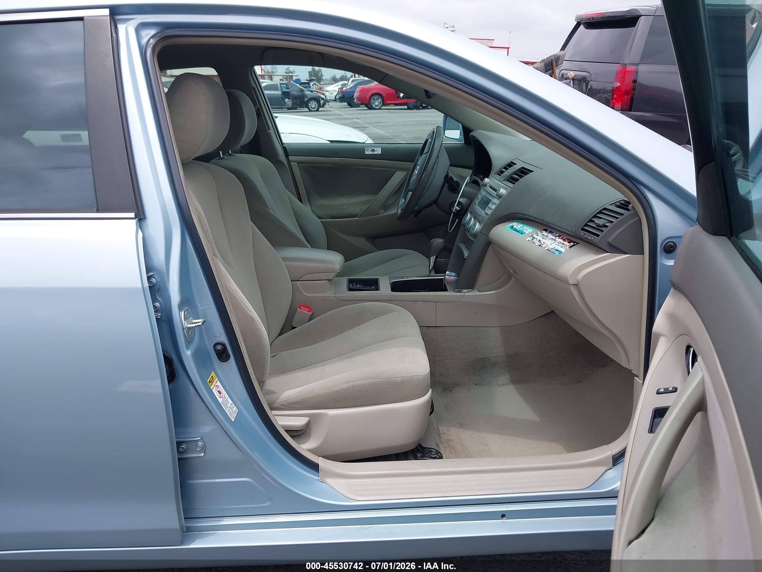 2008 Toyota Camry Le Light Blue vin: 4T1BE46K18U777541