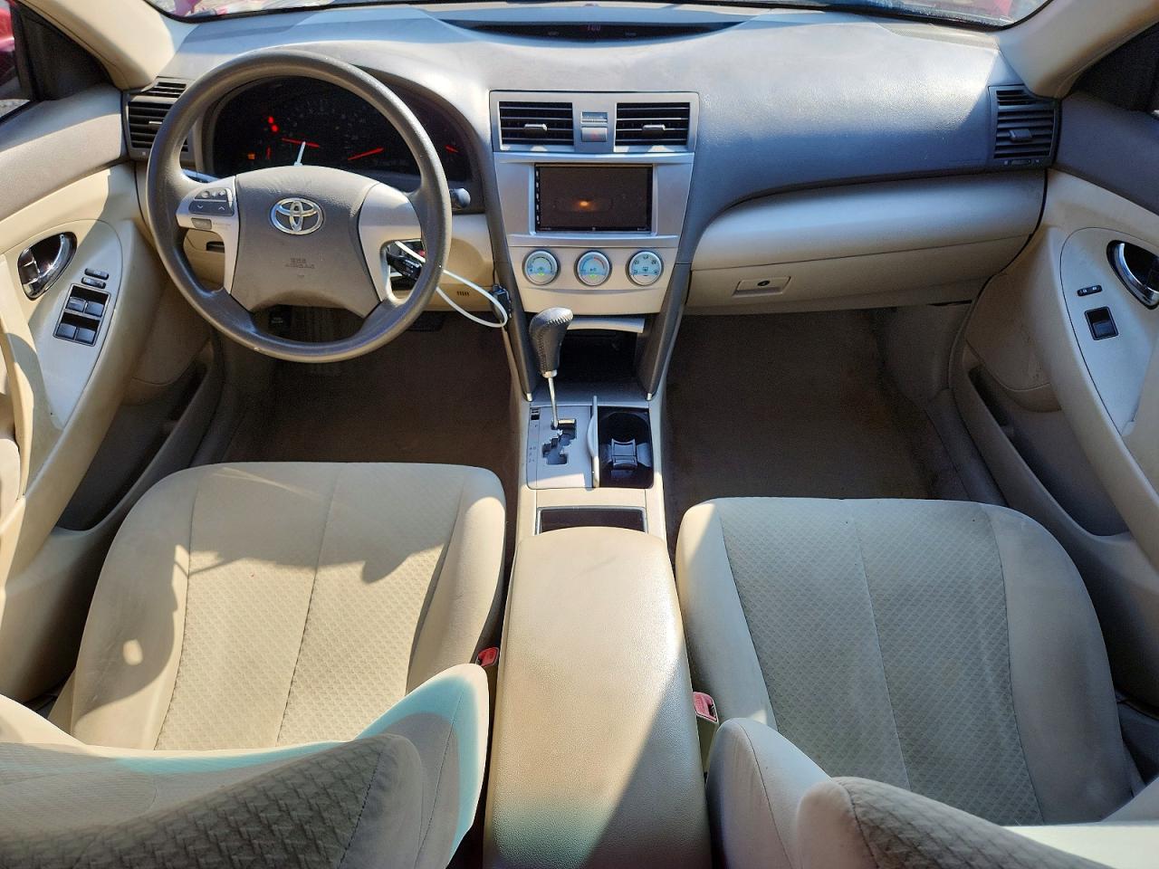 2009 Toyota Camry Le Red vin: 4T1BE46K19U280006