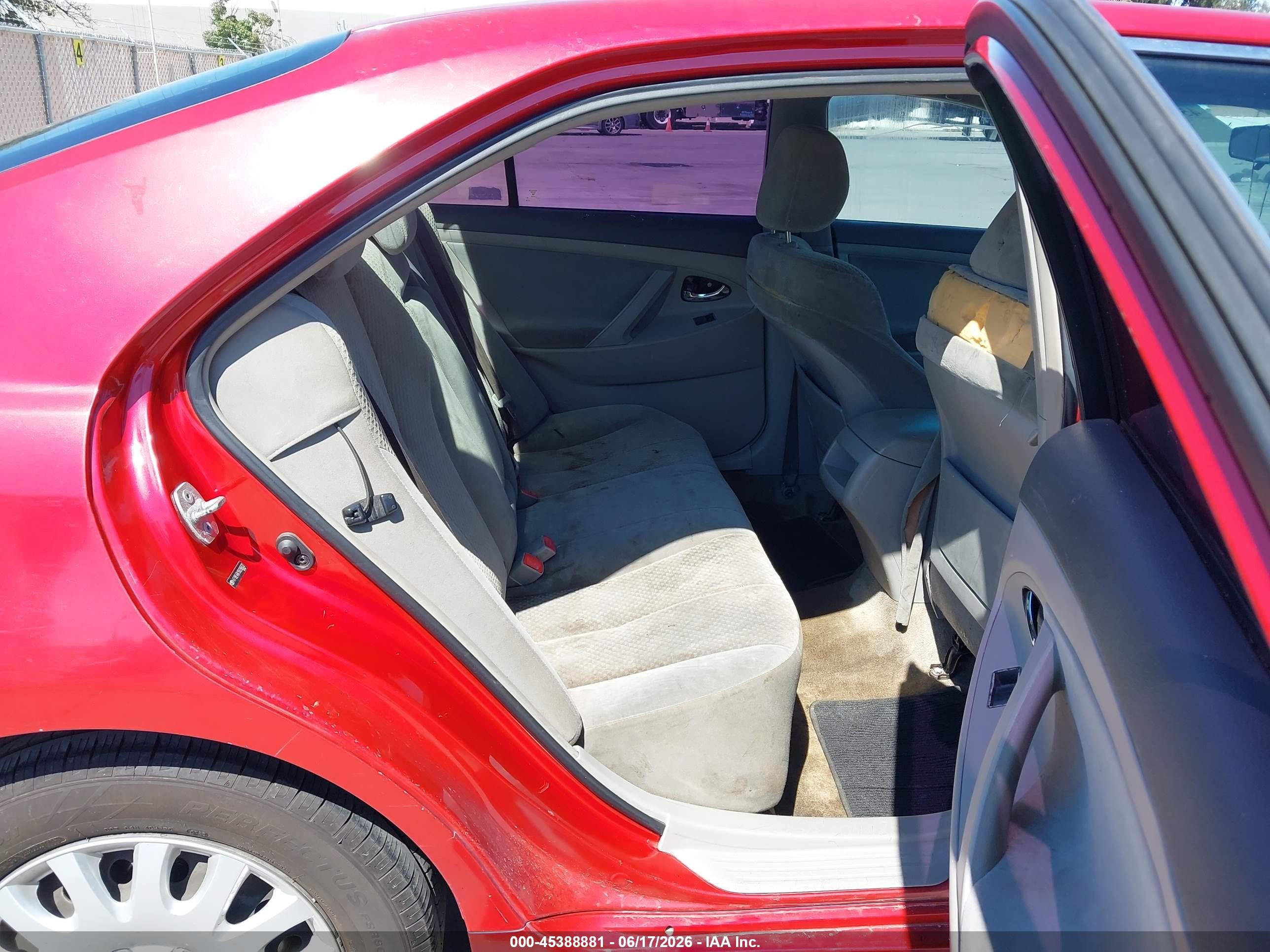 2009 Toyota Camry Le Red vin: 4T1BE46K19U286632