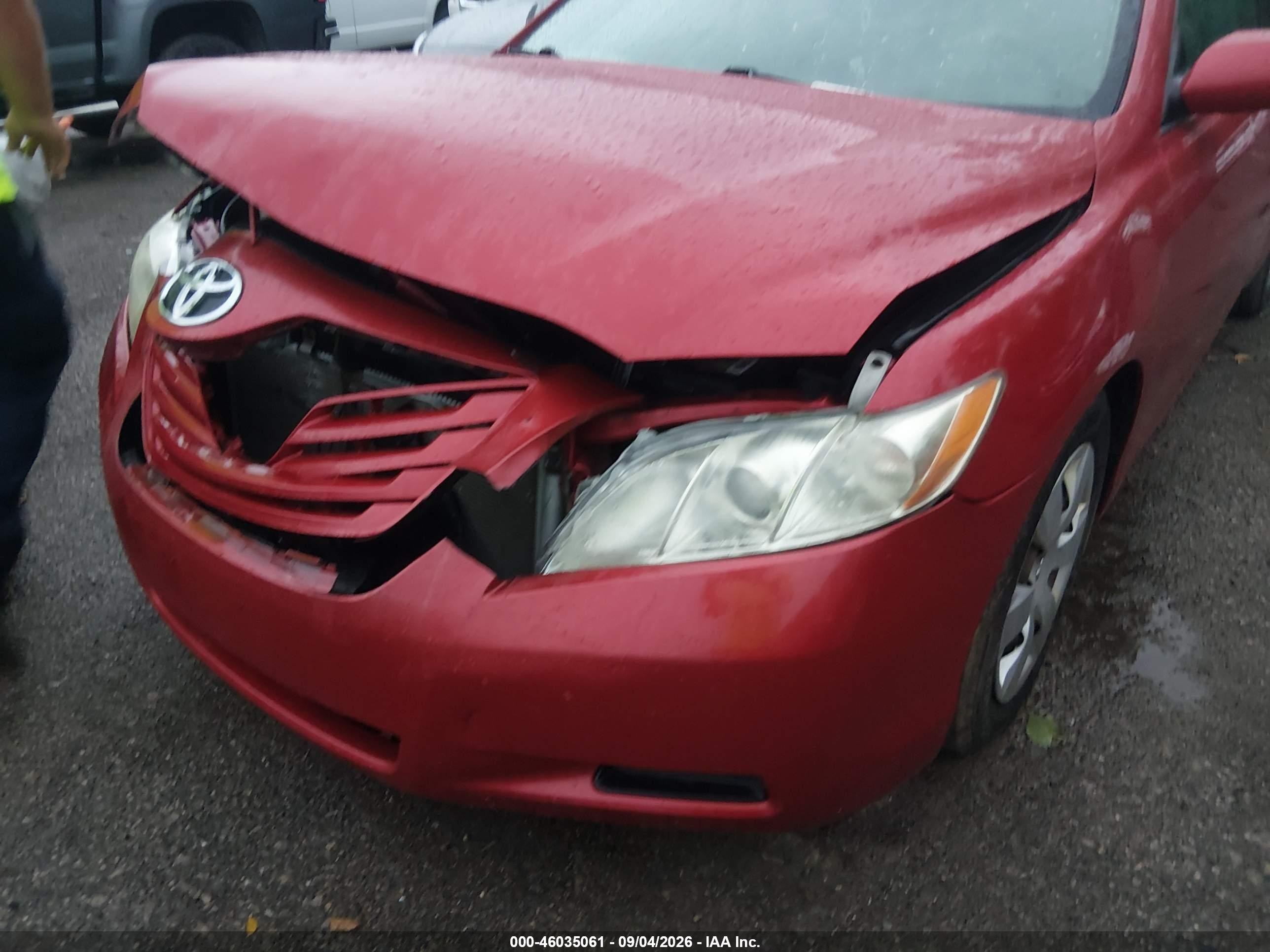 2009 Toyota Camry Le Red vin: 4T1BE46K19U300299