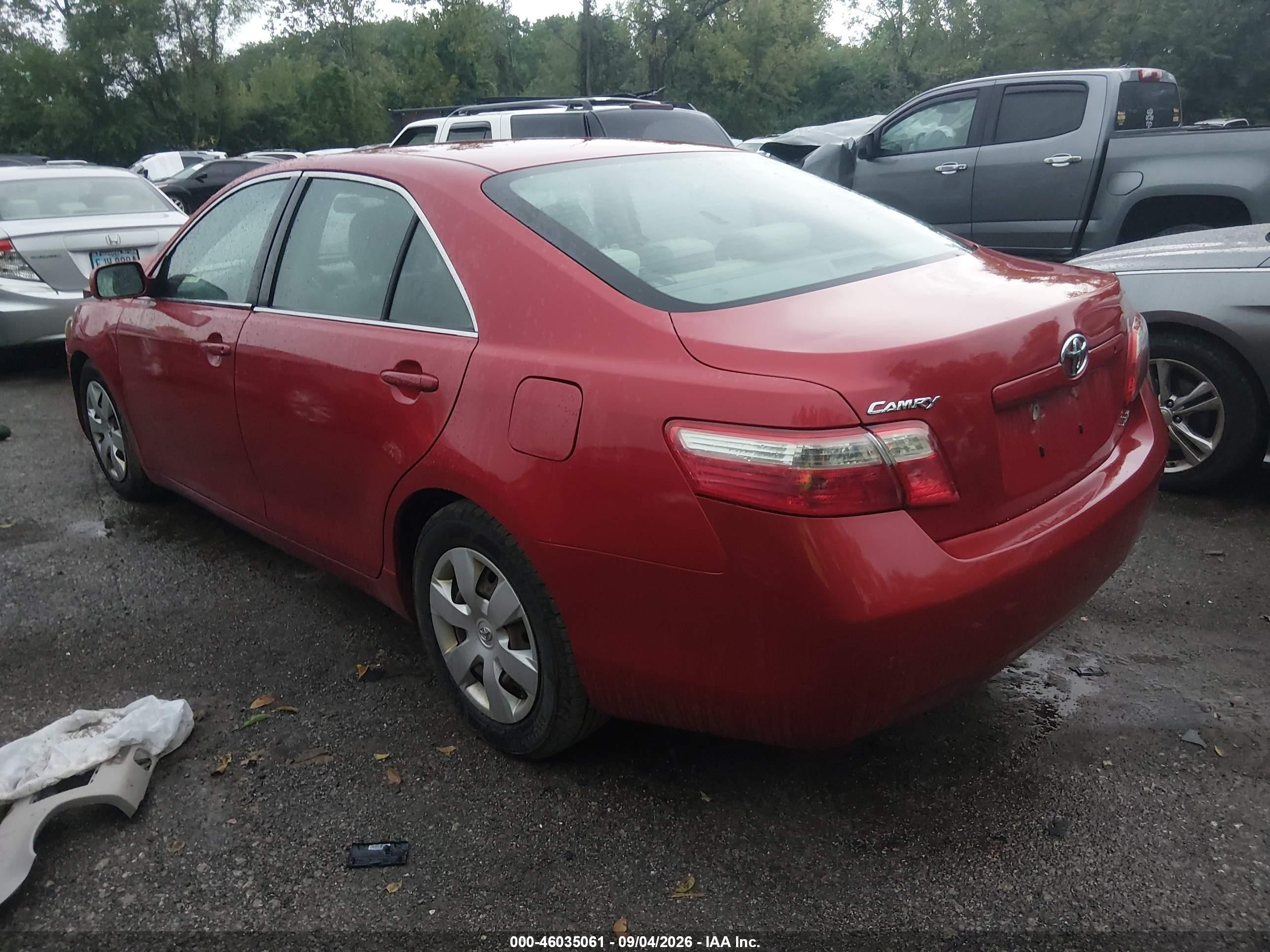 2009 Toyota Camry Le Red vin: 4T1BE46K19U300299