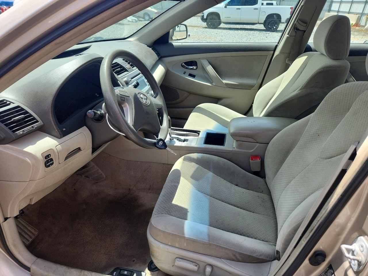 2009 Toyota Camry Le Tan vin: 4T1BE46K19U304983