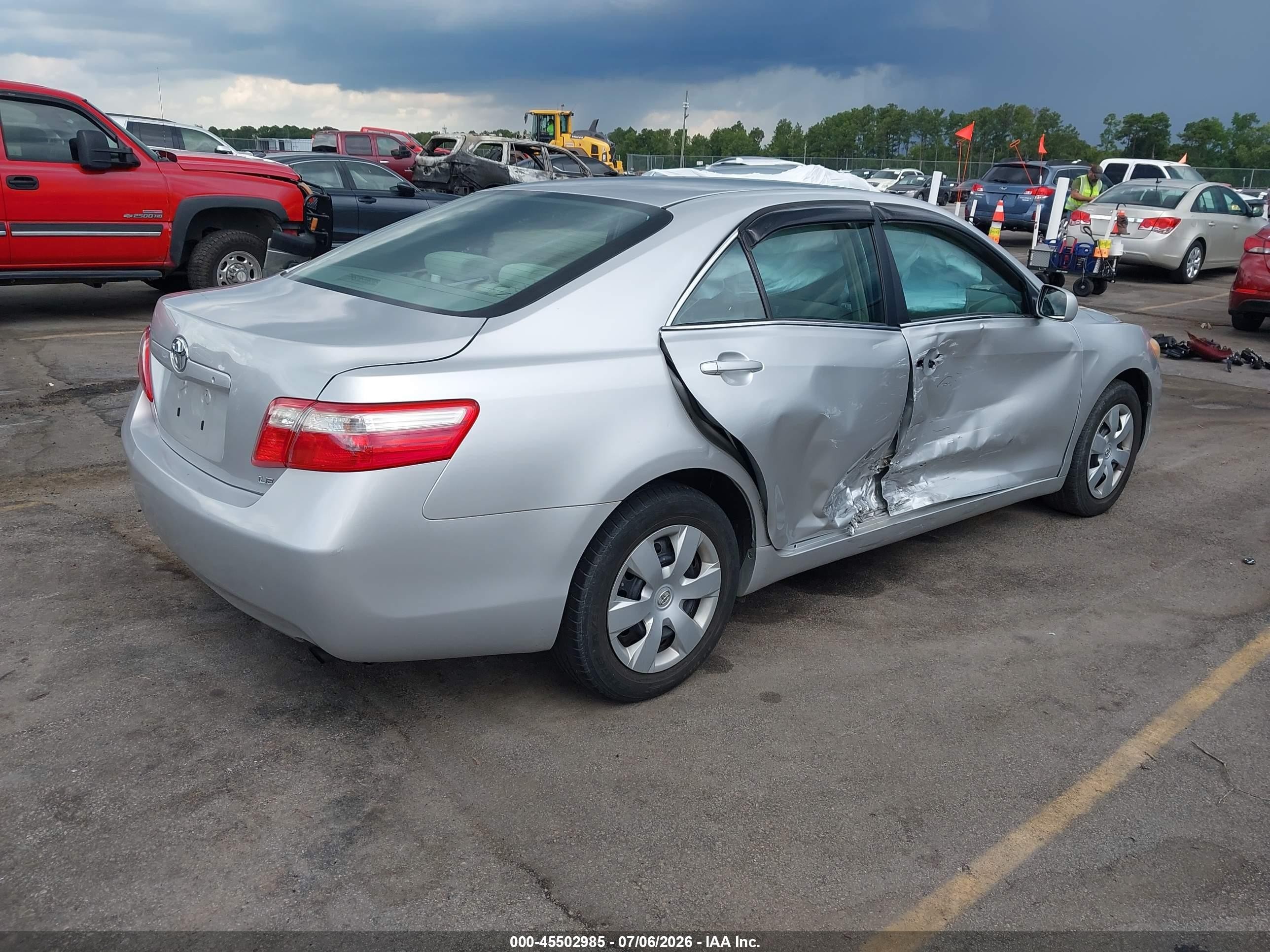 2009 Toyota Camry Le Silver vin: 4T1BE46K19U326367