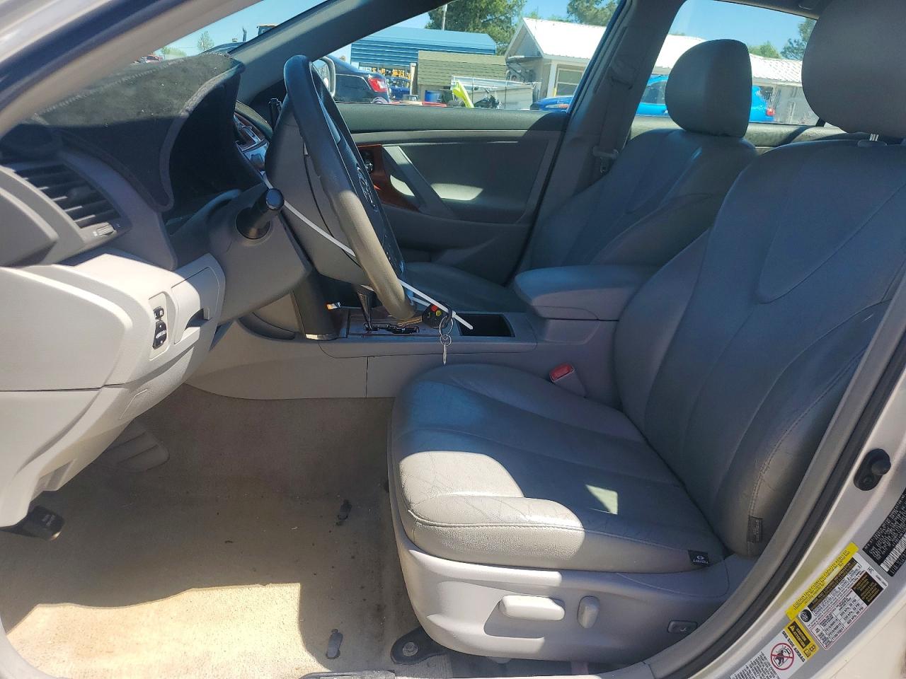 2009 Toyota Camry Le Silver vin: 4T1BE46K19U342391