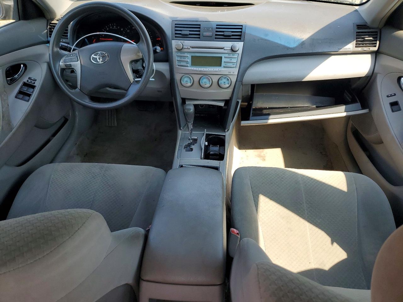2009 Toyota Camry Le Gray vin: 4T1BE46K19U376119