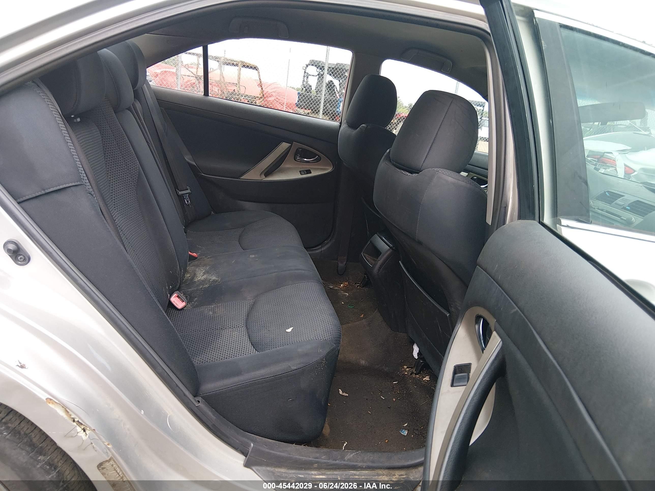 2009 Toyota Camry Se Silver vin: 4T1BE46K19U378047