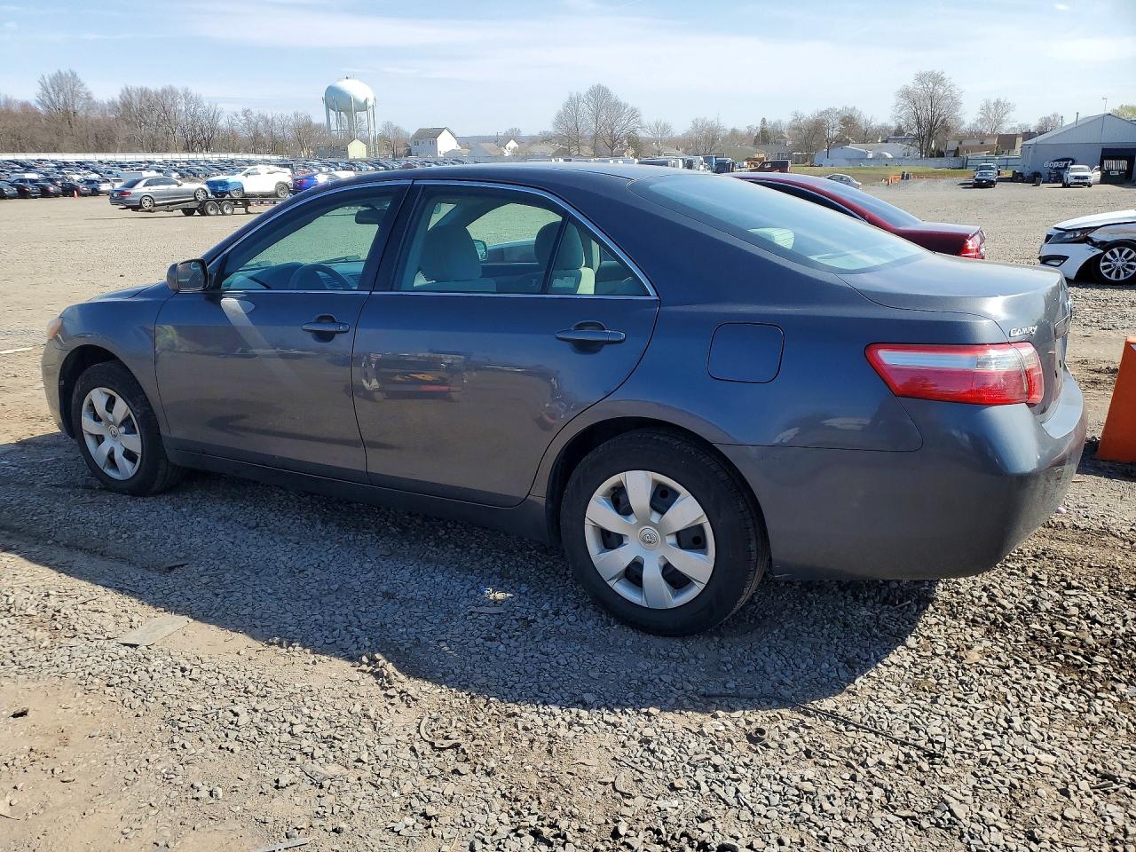 2009 Toyota Camry Le Gray vin: 4T1BE46K19U394782