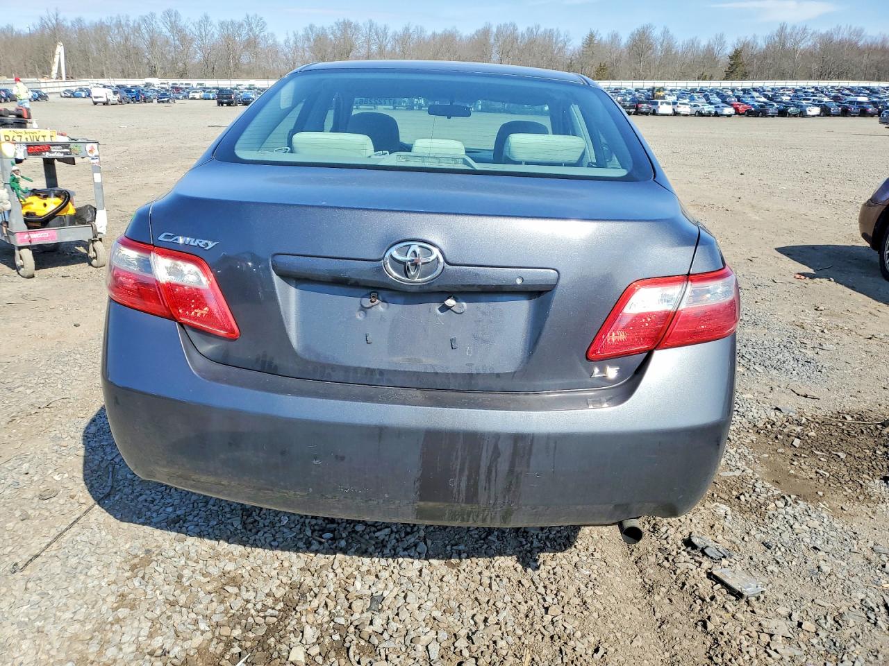 2009 Toyota Camry Le Gray vin: 4T1BE46K19U394782