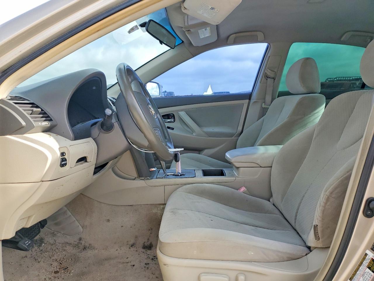 2009 Toyota Camry Le Золотой vin: 4T1BE46K19U399674