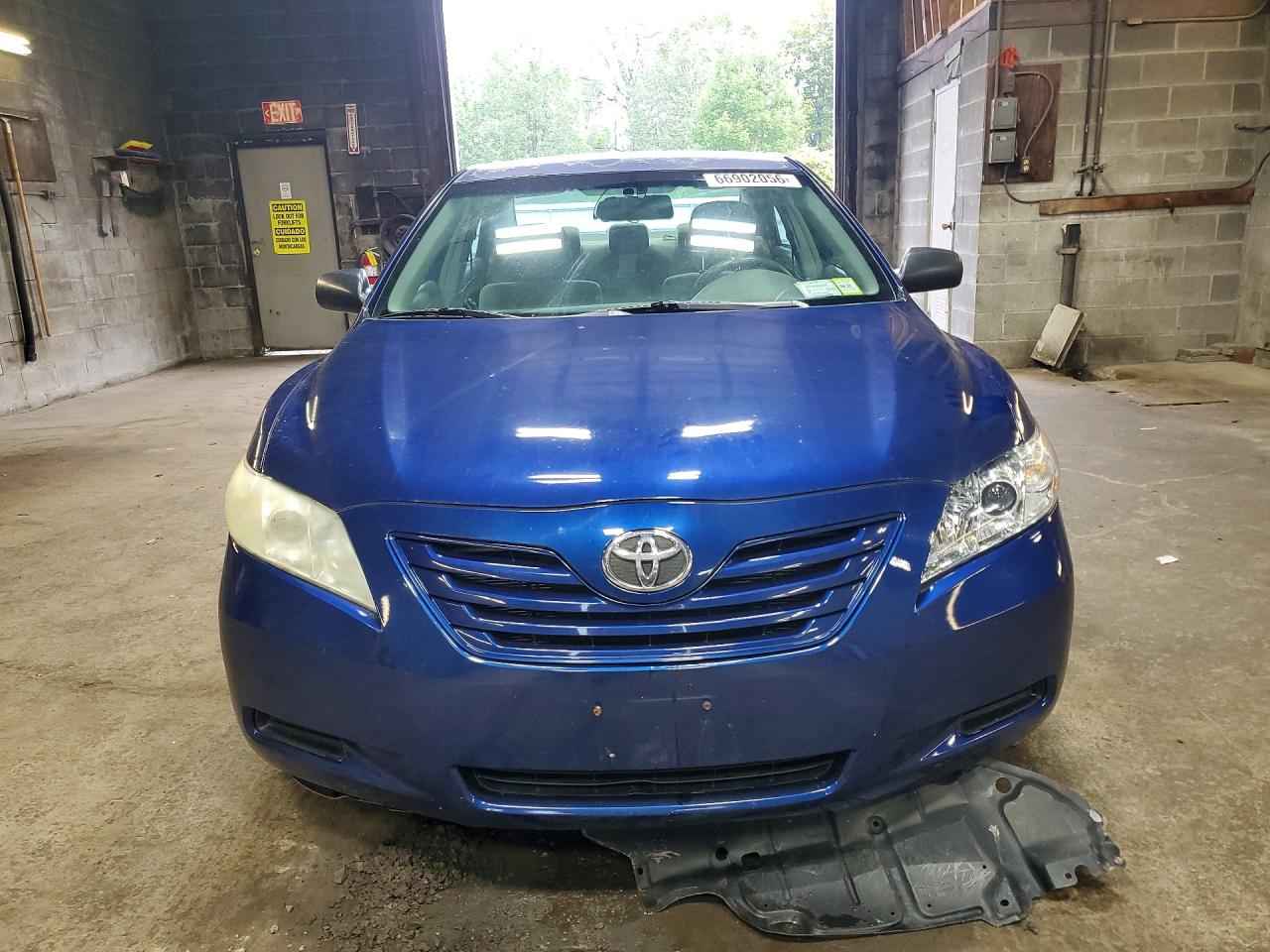 2009 Toyota Camry Base Blue vin: 4T1BE46K19U400614