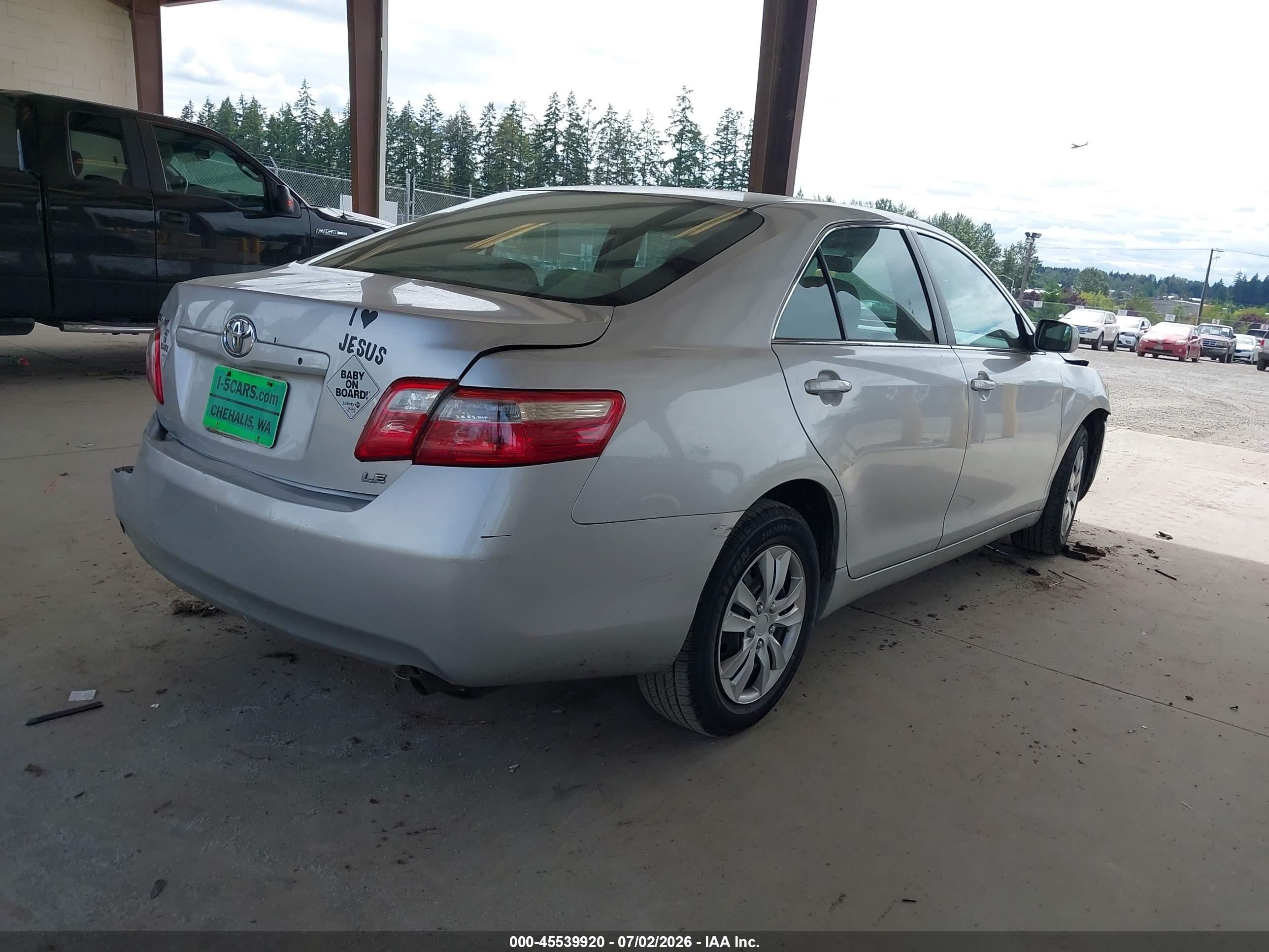 2009 Toyota Camry Le Silver vin: 4T1BE46K19U401360