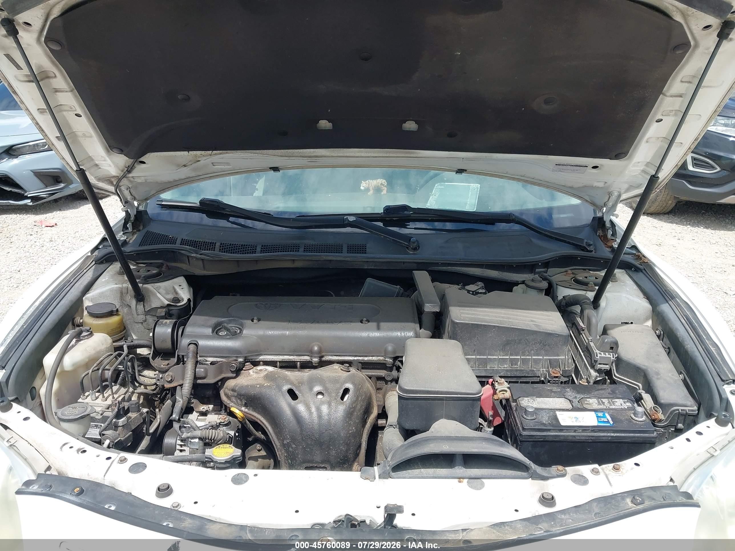 2009 Toyota Camry Le White vin: 4T1BE46K19U807221