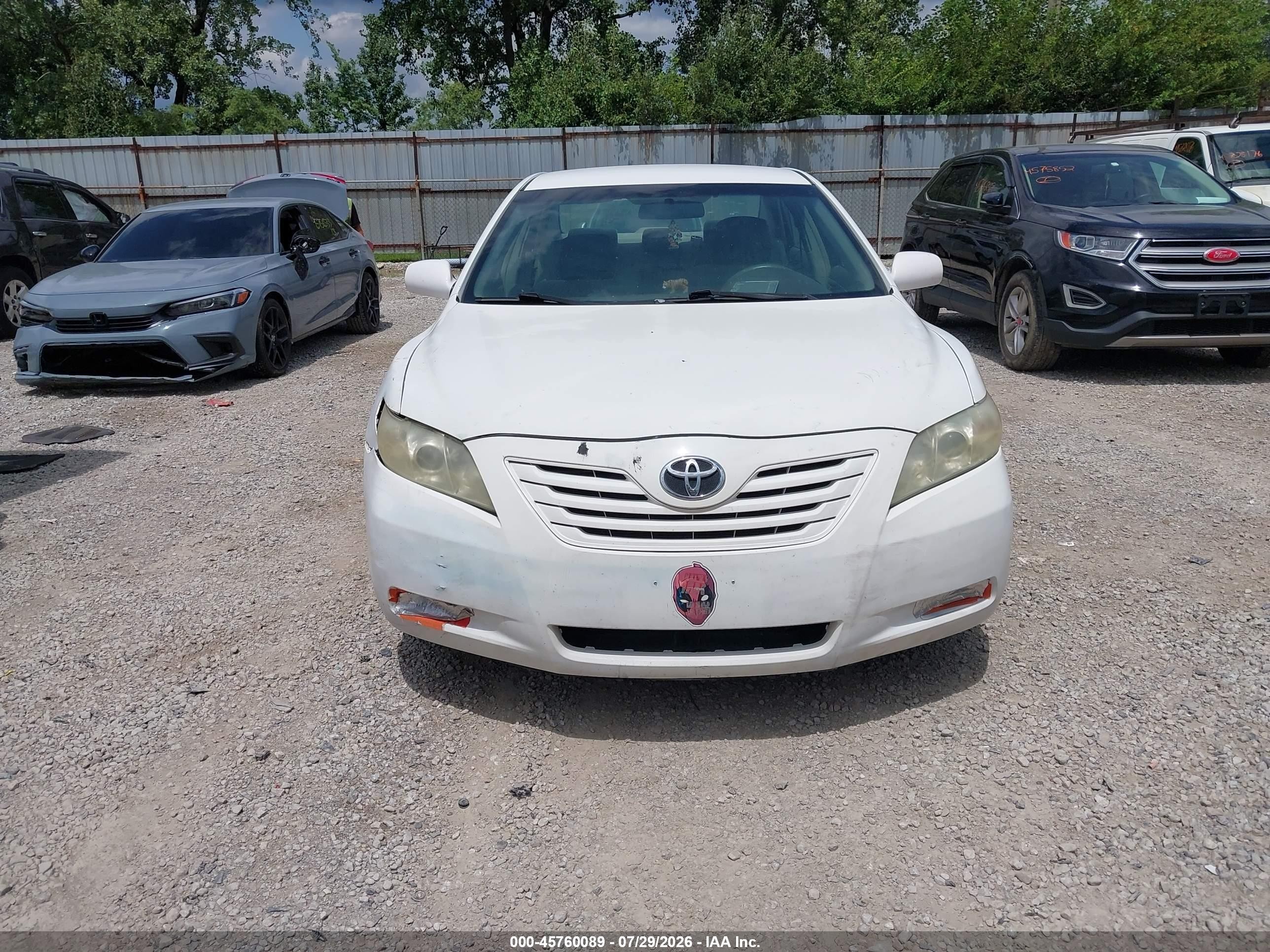 2009 Toyota Camry Le White vin: 4T1BE46K19U807221