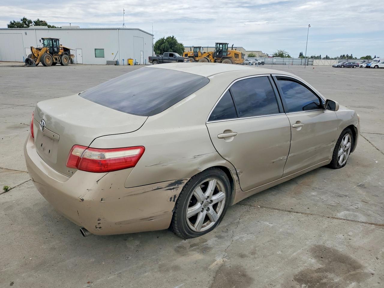 2009 Toyota Camry Le Tan vin: 4T1BE46K19U822141