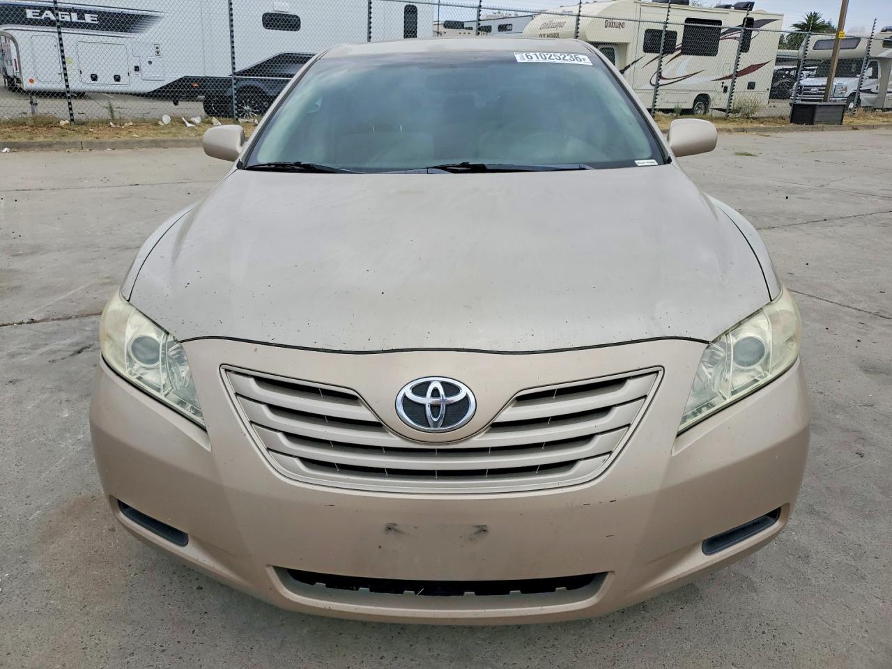 2009 Toyota Camry Le Tan vin: 4T1BE46K19U822141