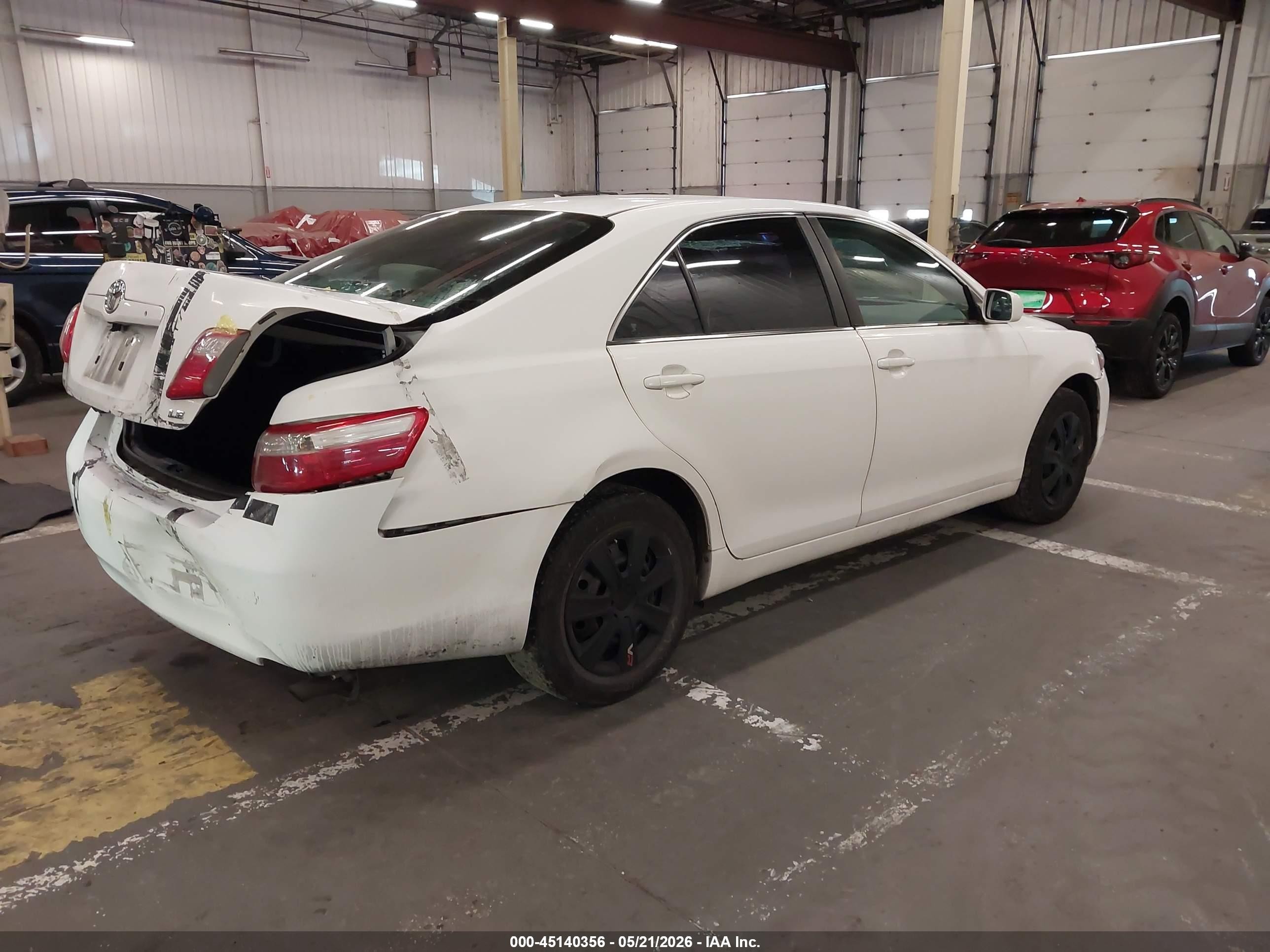 2009 Toyota Camry Le White vin: 4T1BE46K19U858623
