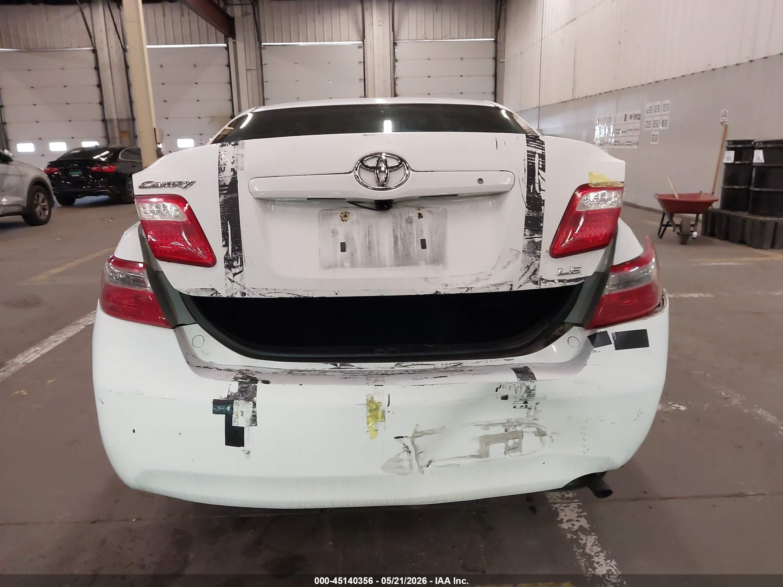 2009 Toyota Camry Le White vin: 4T1BE46K19U858623