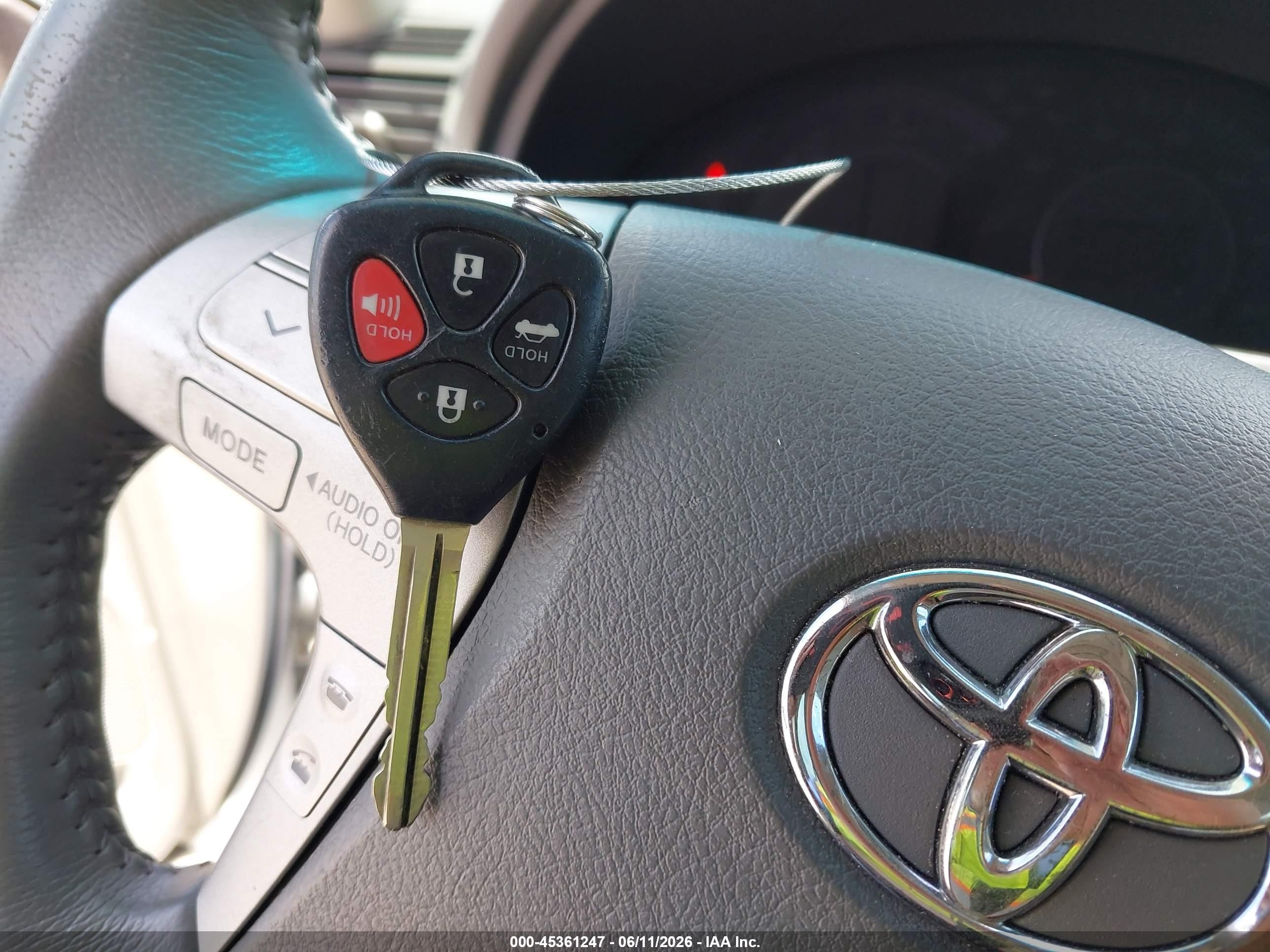 2009 Toyota Camry Xle White vin: 4T1BE46K19U869637