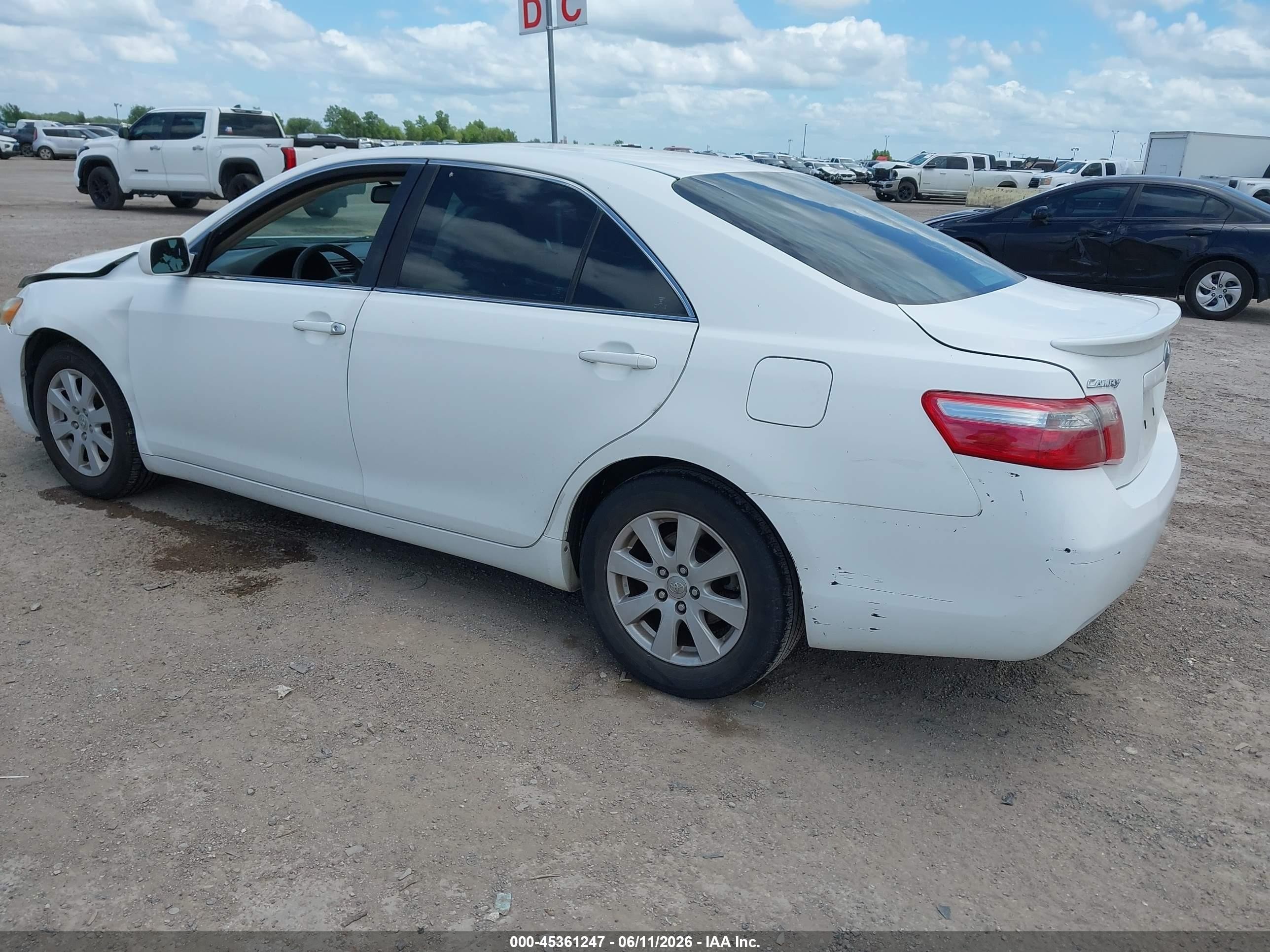 2009 Toyota Camry Xle White vin: 4T1BE46K19U869637
