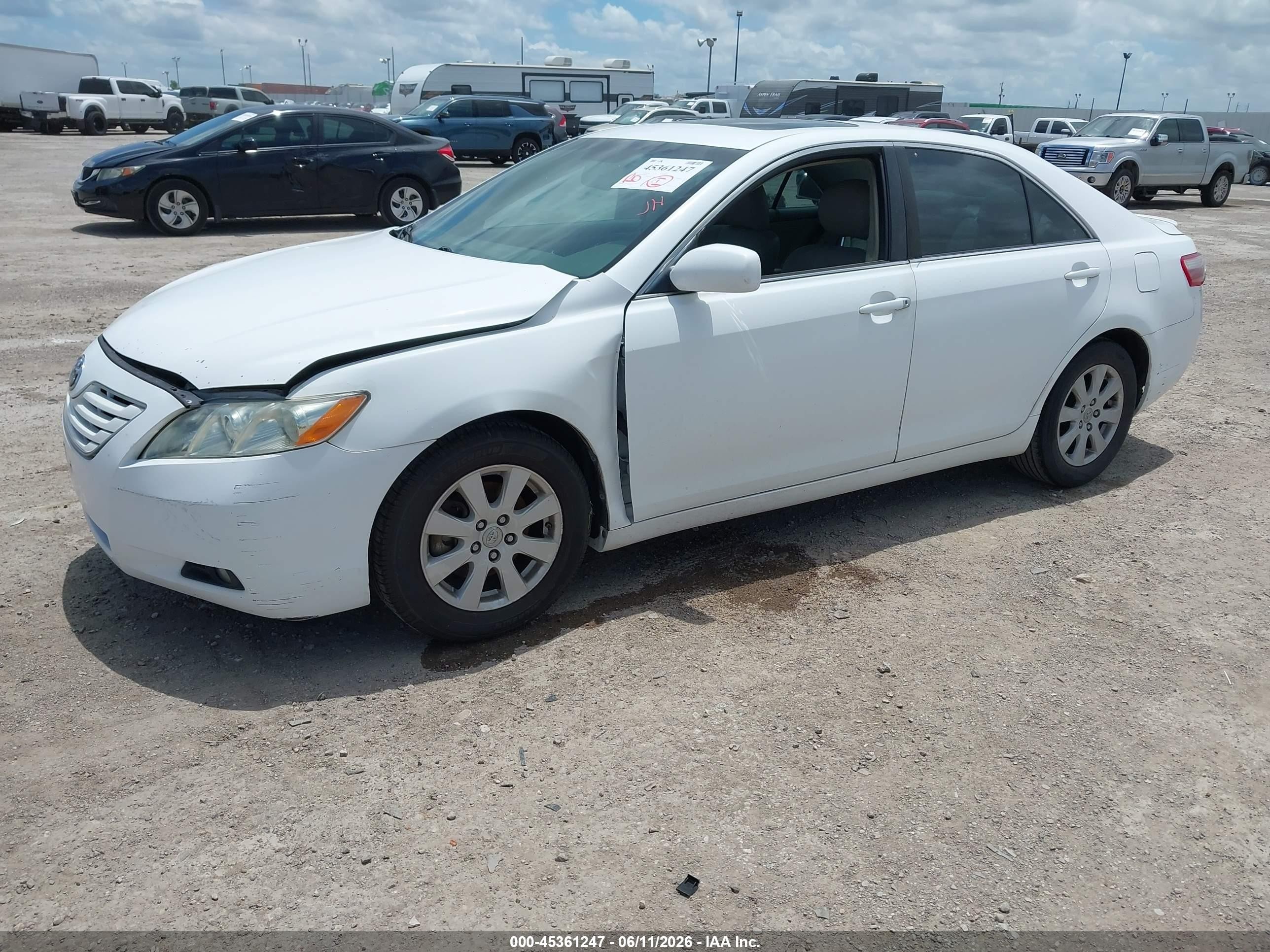 2009 Toyota Camry Xle White vin: 4T1BE46K19U869637