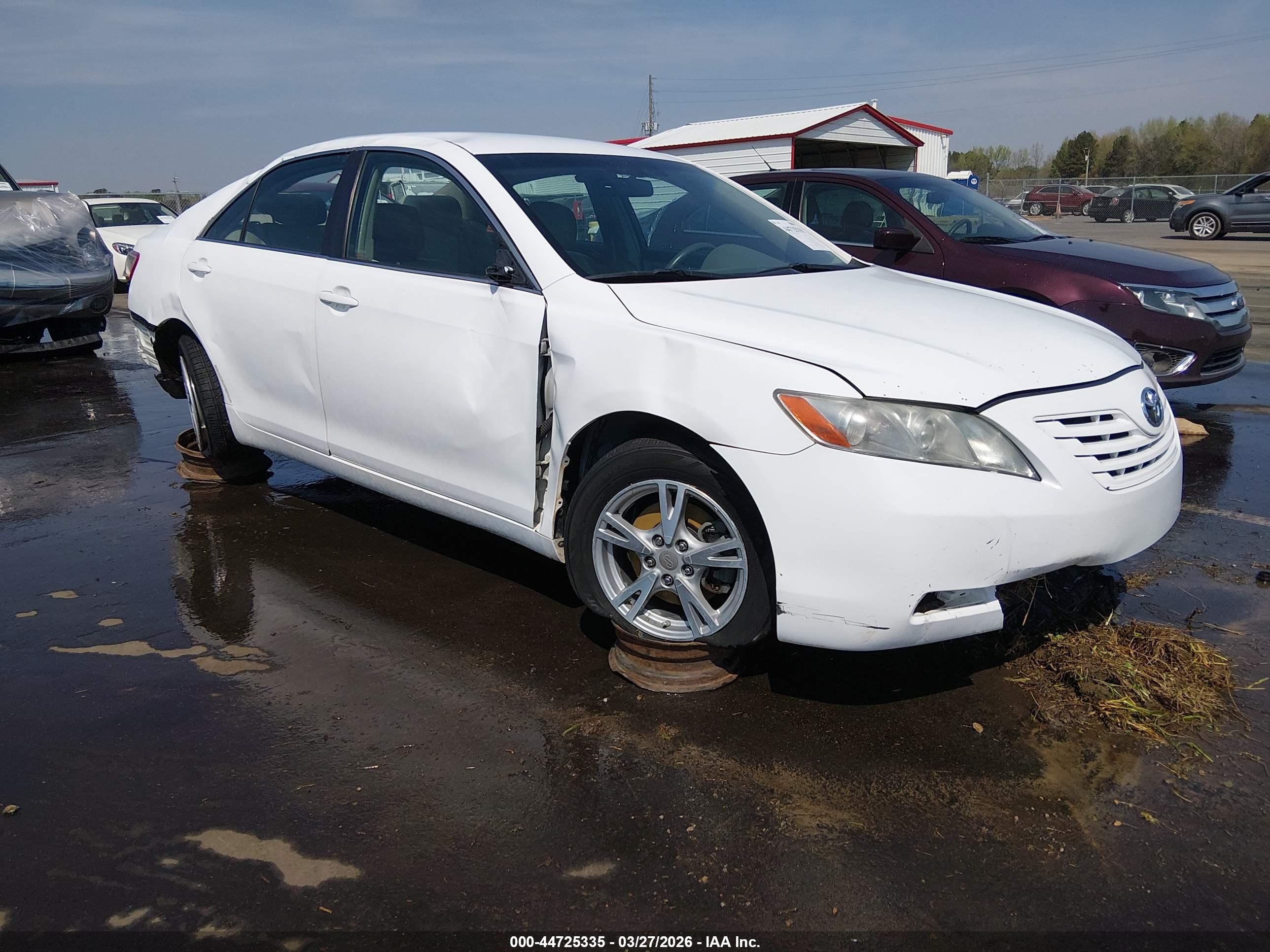 2009 Toyota Camry Le White vin: 4T1BE46K19U878564