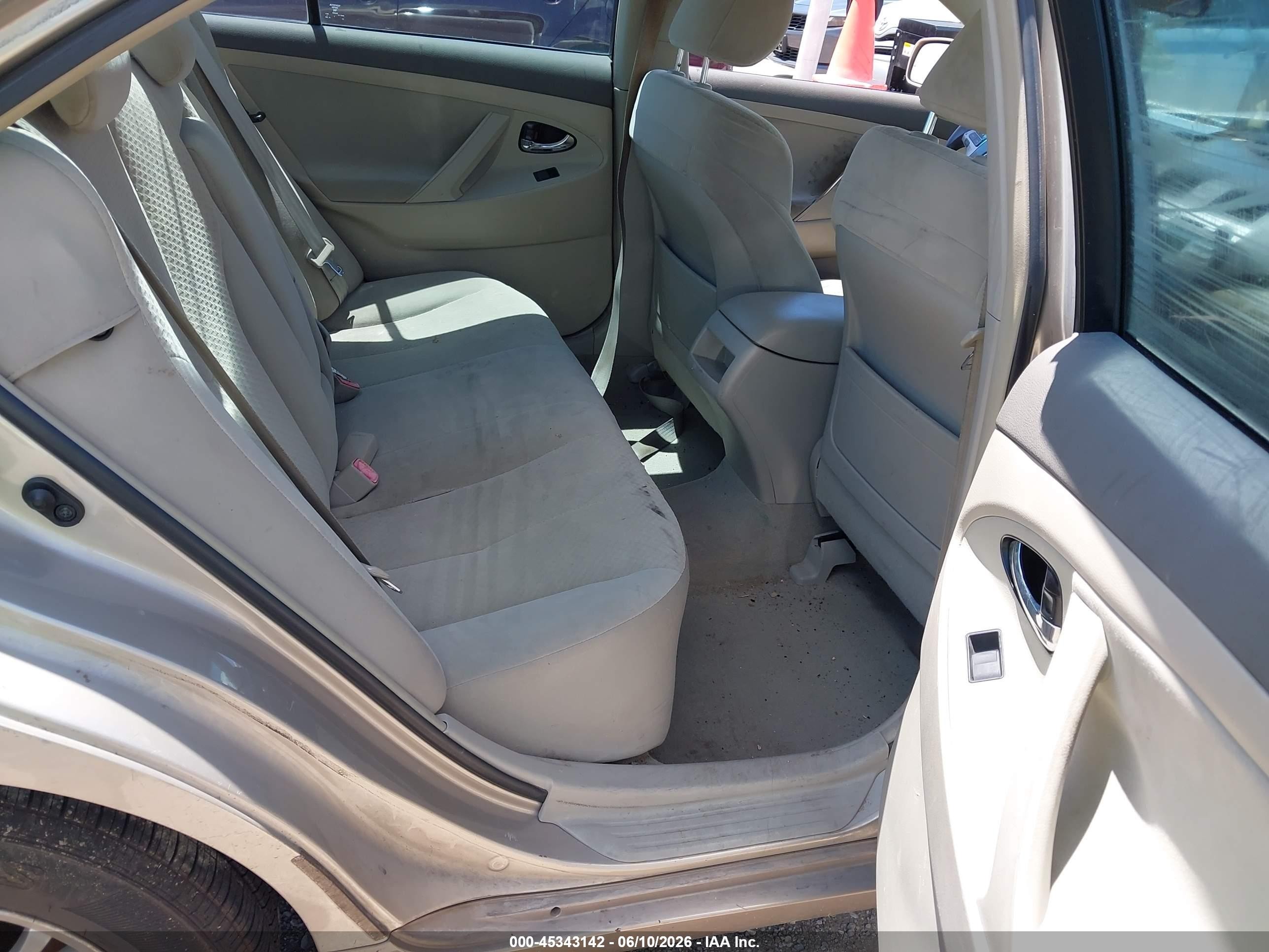 2009 Toyota Camry Gold vin: 4T1BE46K19U881562