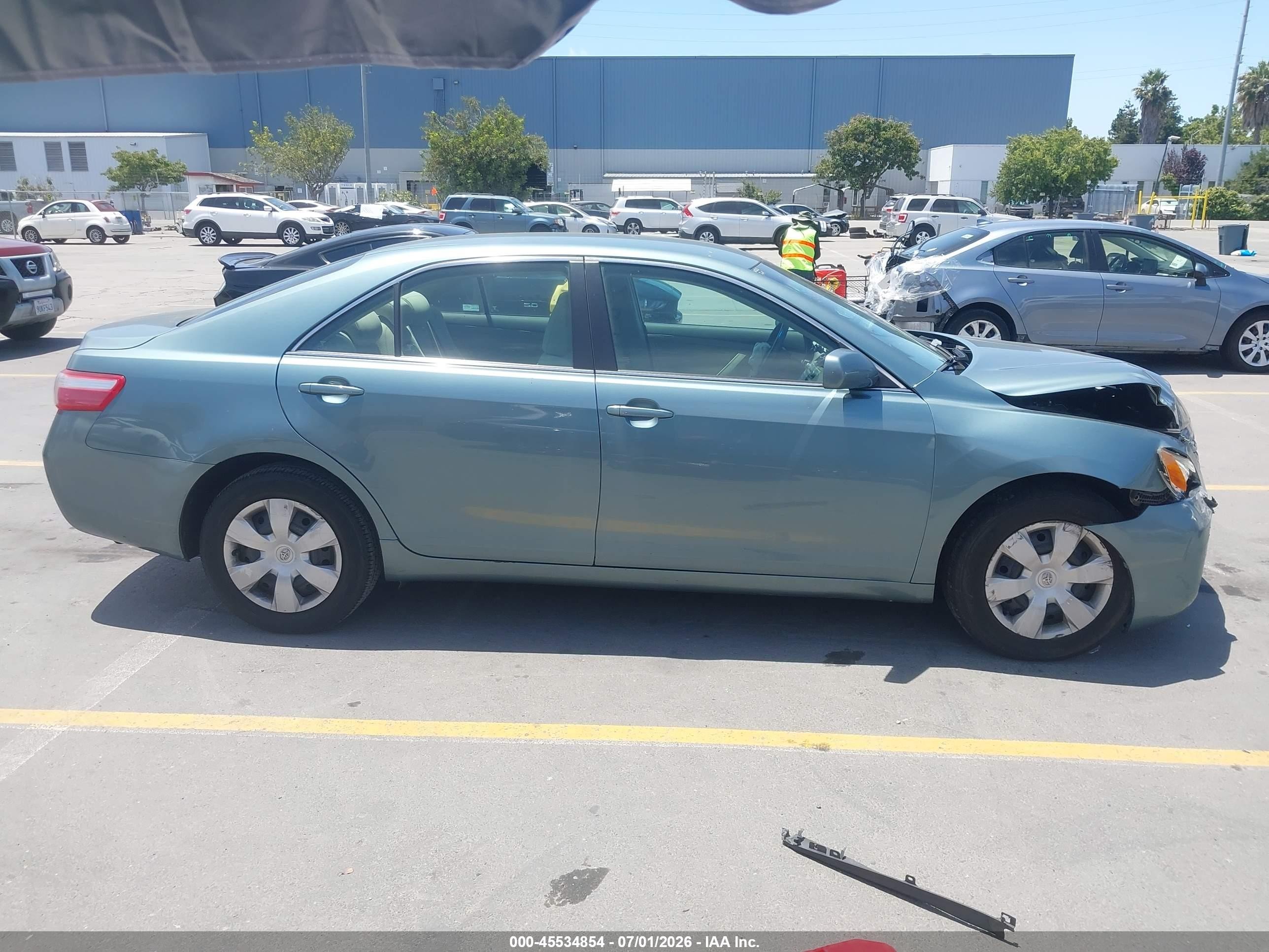 2009 Toyota Camry Le Green vin: 4T1BE46K19U889726