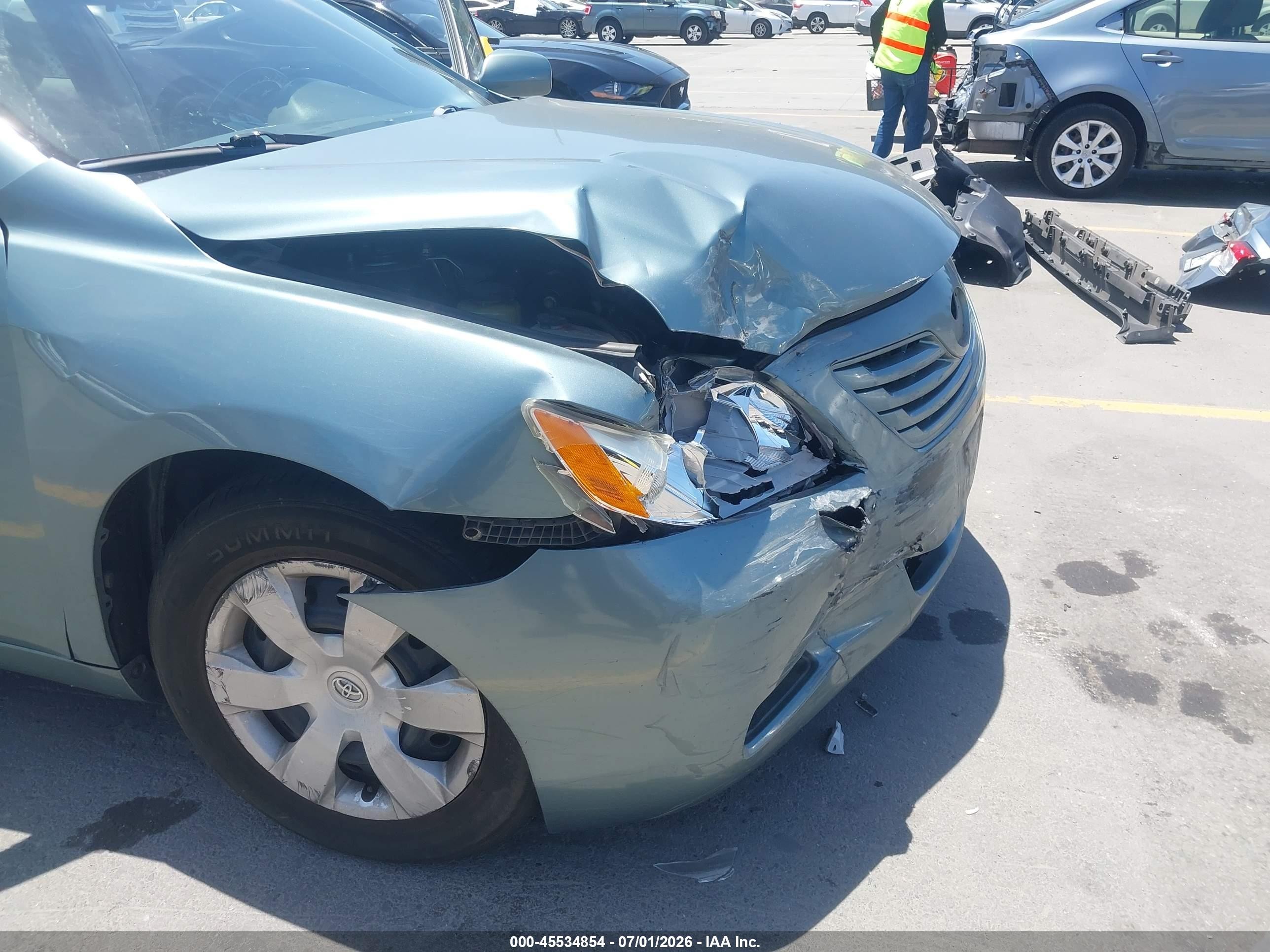 2009 Toyota Camry Le Green vin: 4T1BE46K19U889726