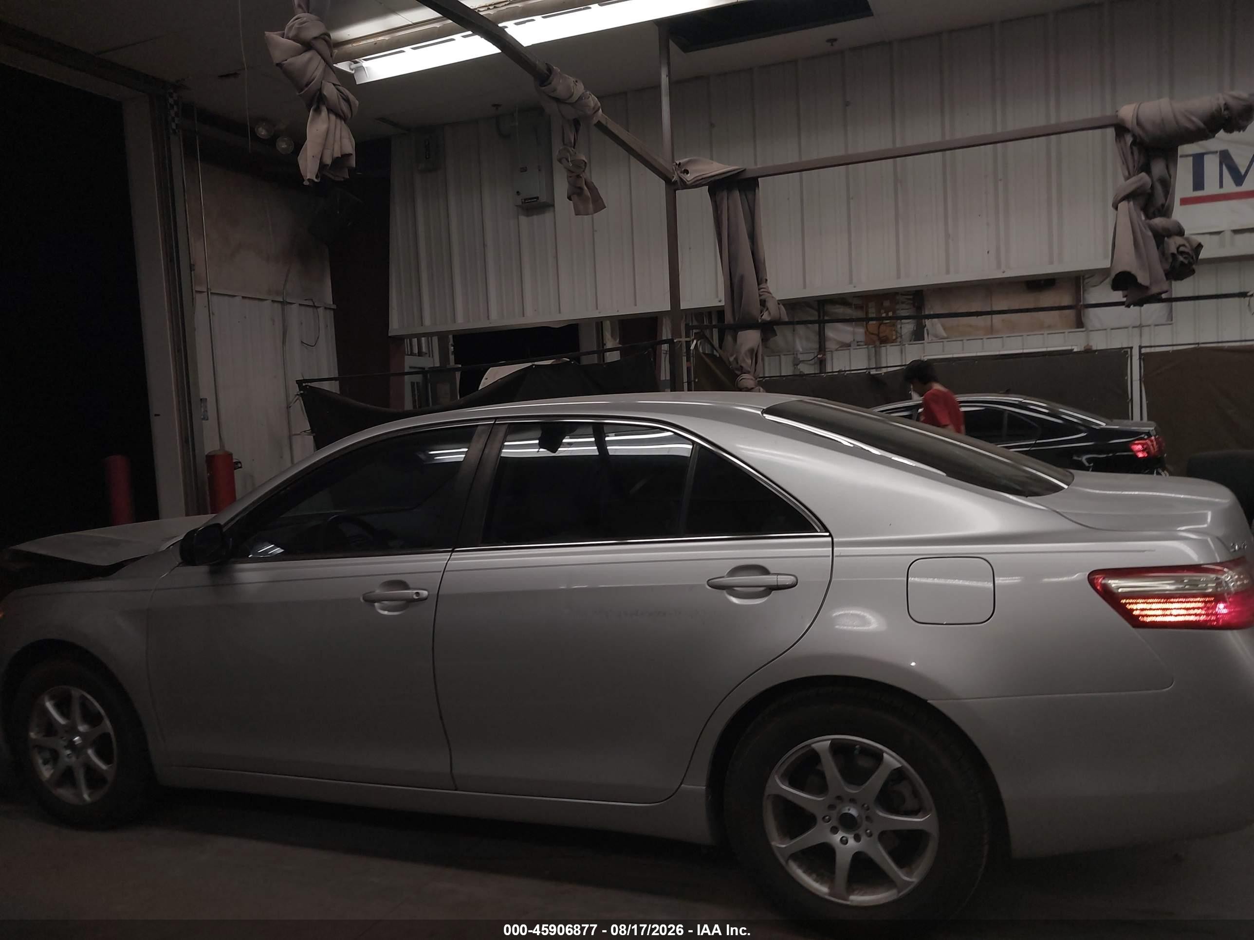 2009 Toyota Camry   Silver vin: 4T1BE46K19U890598