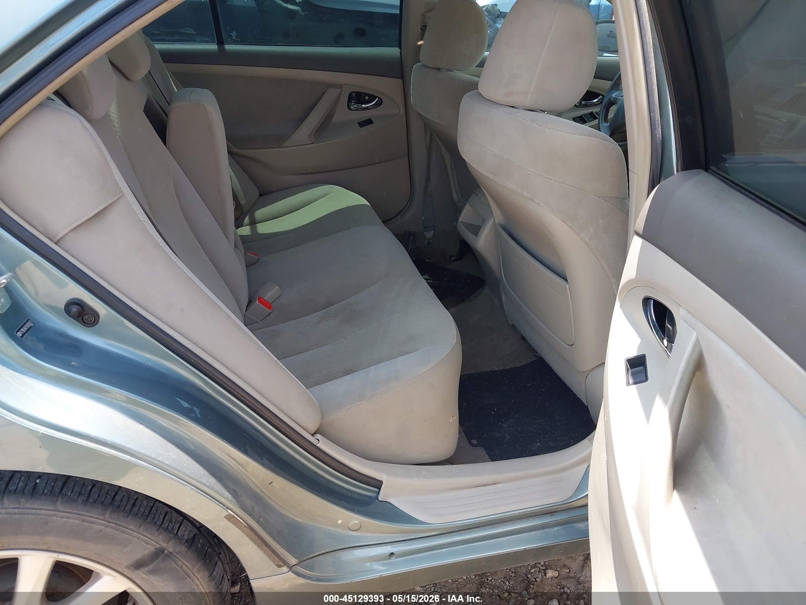 2009 Toyota Camry Le Light Blue vin: 4T1BE46K19U905827