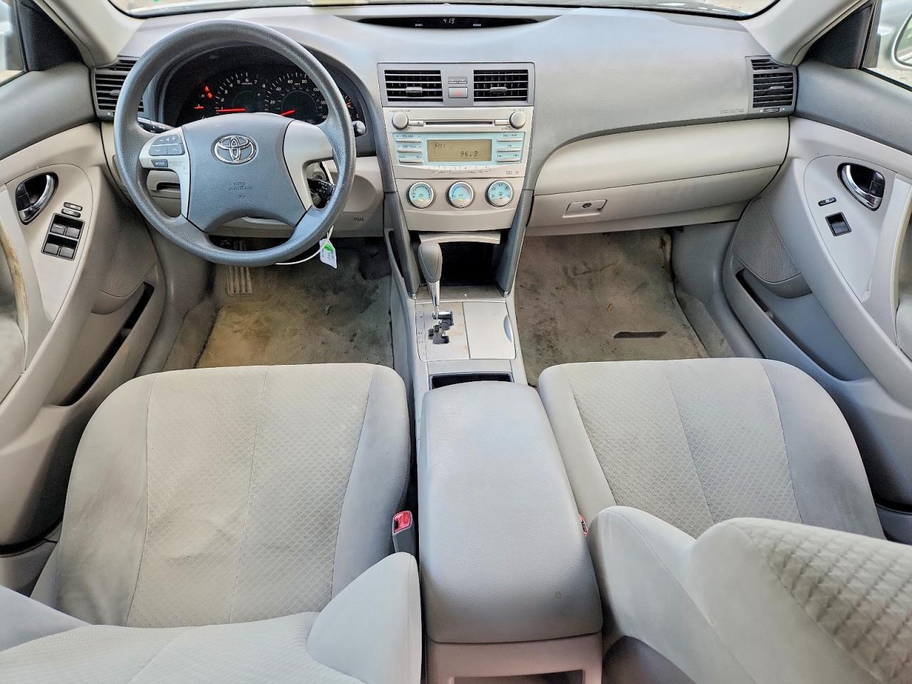 2007 Toyota Camry Le Silver vin: 4T1BE46K27U046065