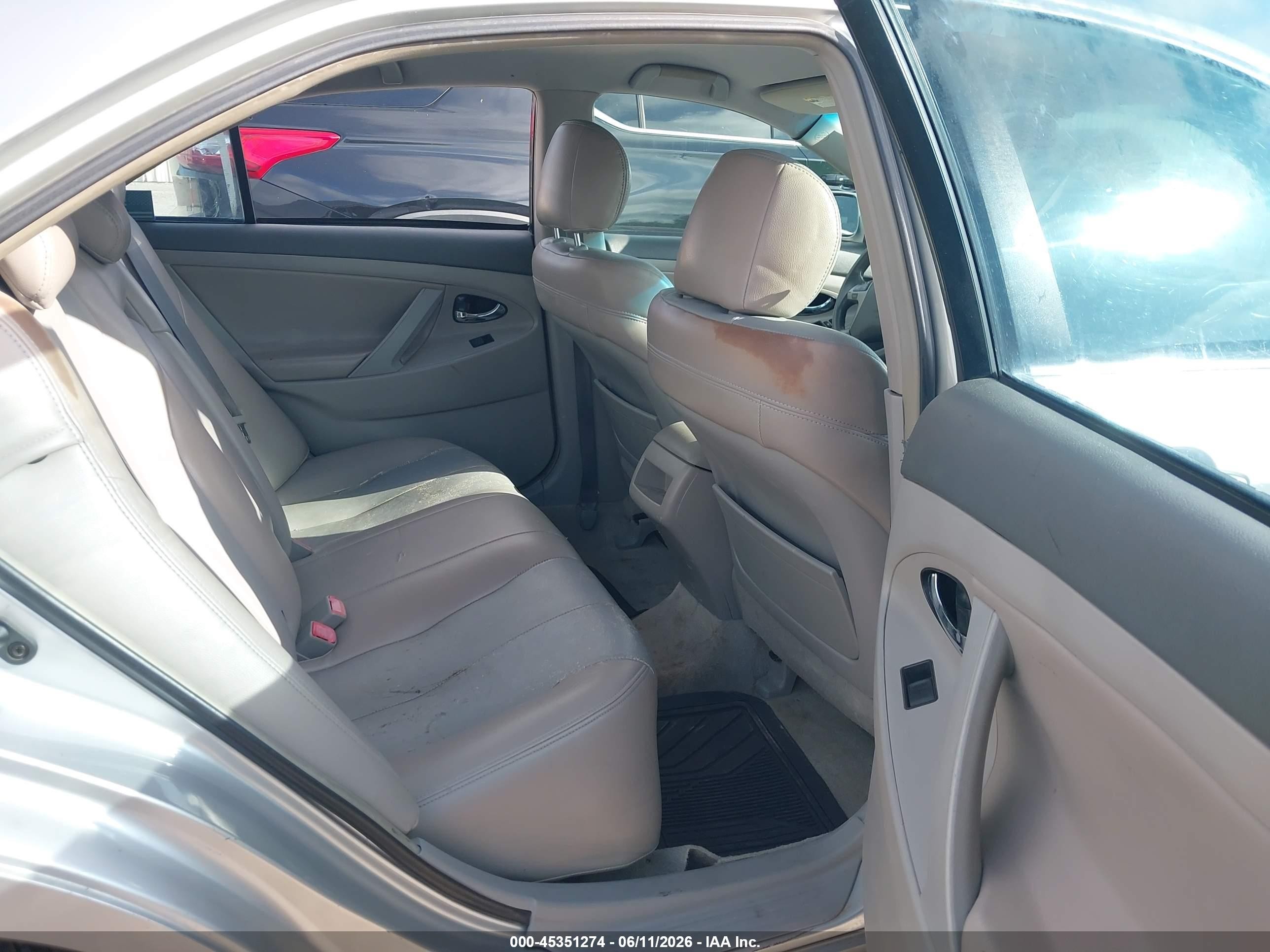 2007 Toyota Camry Le Silver vin: 4T1BE46K27U049404