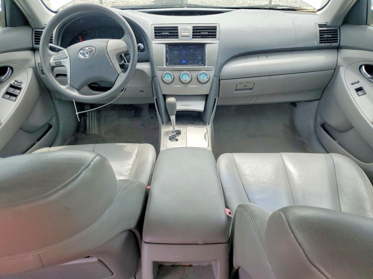 2007 Toyota Camry Le Silver vin: 4T1BE46K27U089501