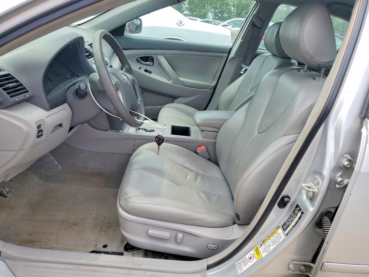 2007 Toyota Camry Le Silver vin: 4T1BE46K27U089501