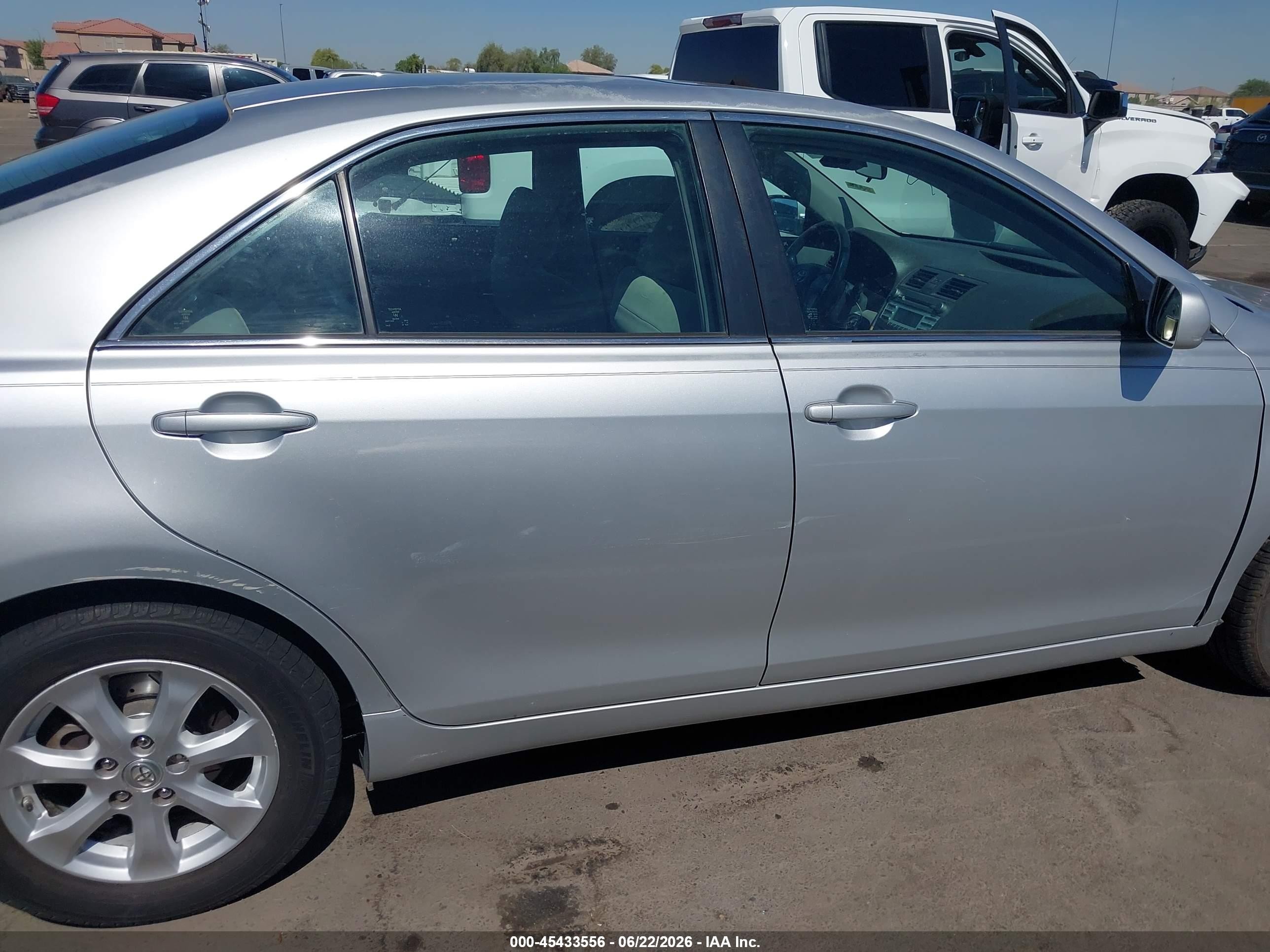 2007 Toyota Camry Le Silver vin: 4T1BE46K27U111044