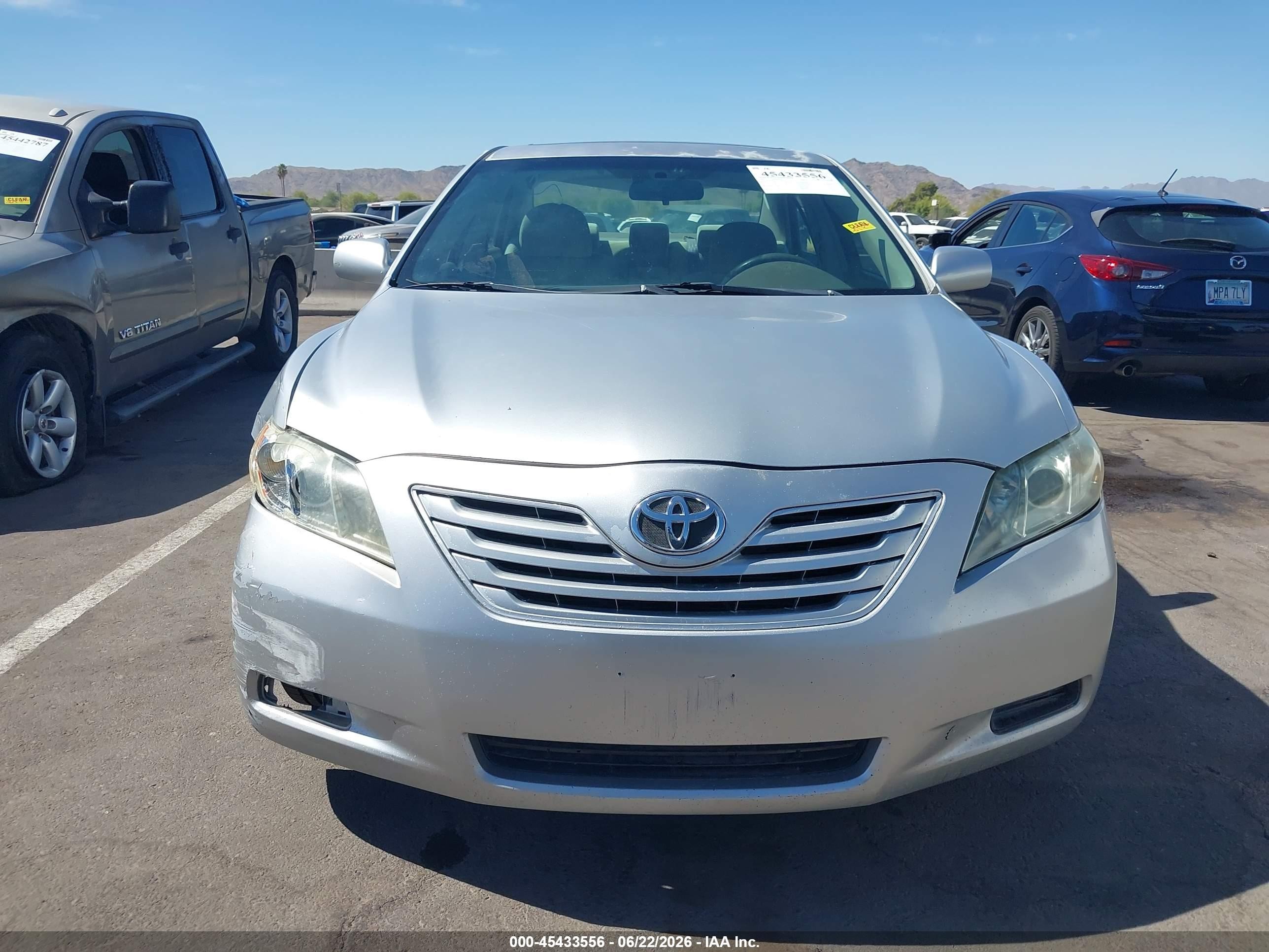 2007 Toyota Camry Le Silver vin: 4T1BE46K27U111044