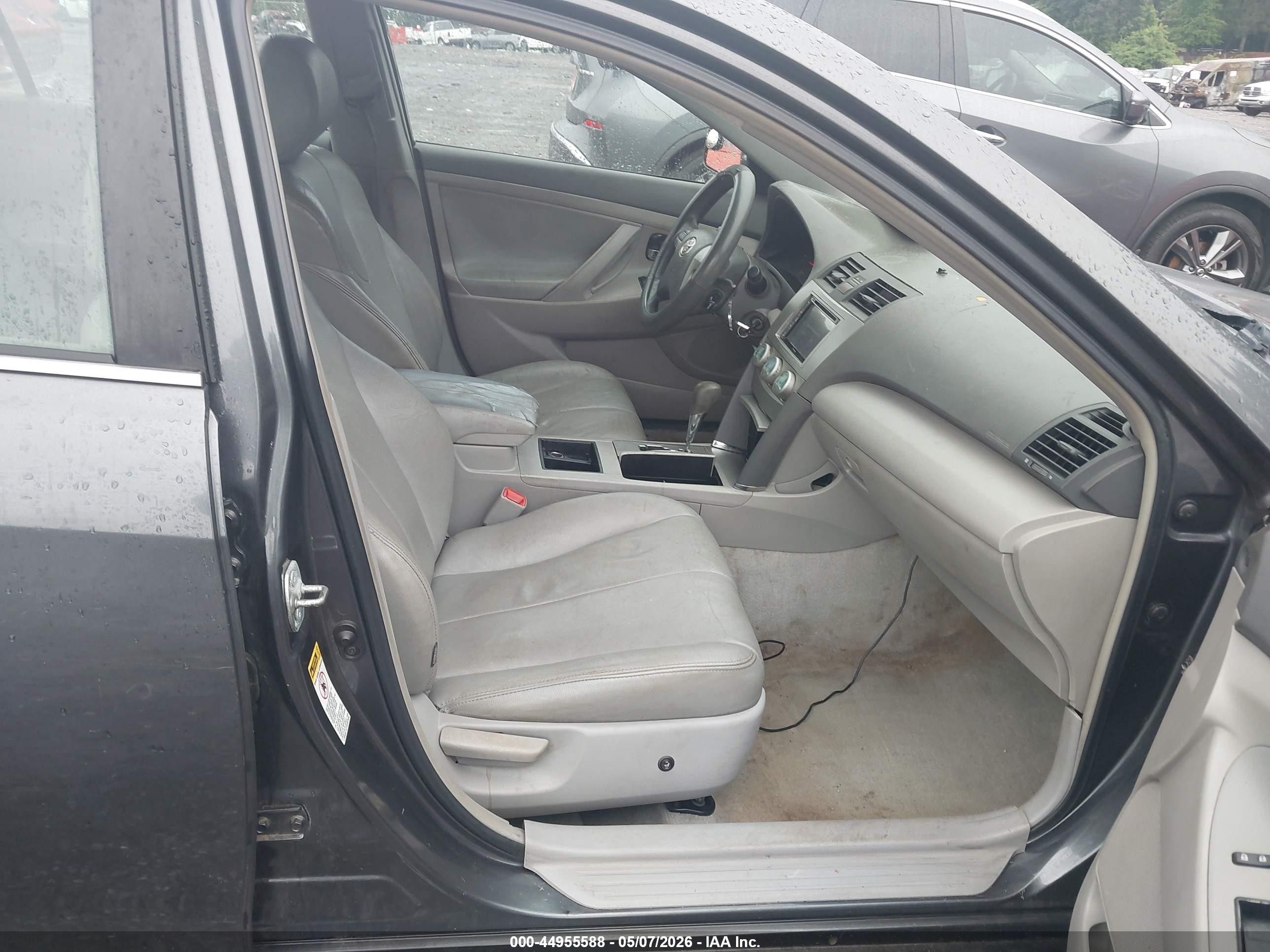 2007 Toyota Camry Le Серый vin: 4T1BE46K27U192384