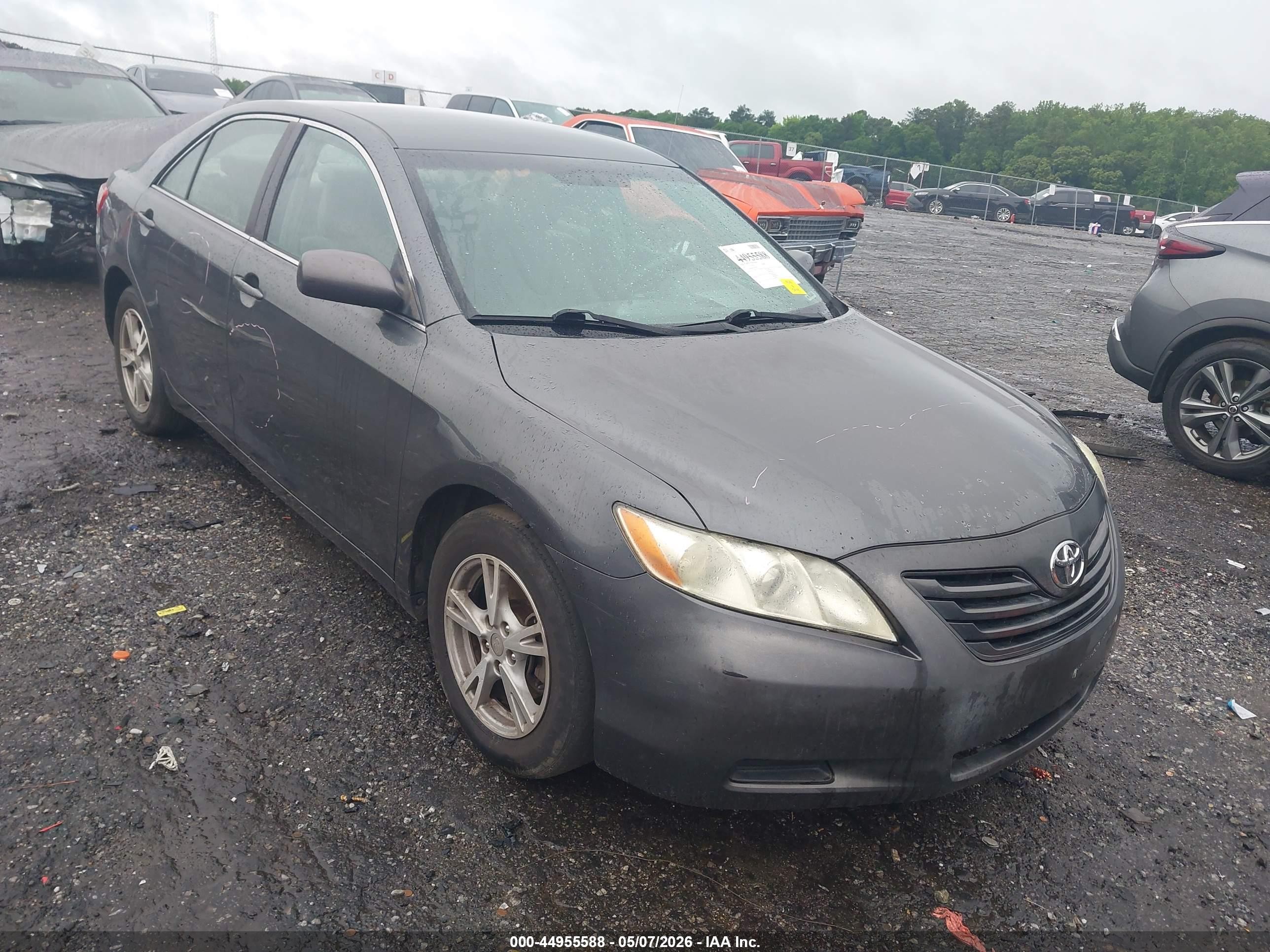 2007 Toyota Camry Le Gray vin: 4T1BE46K27U192384