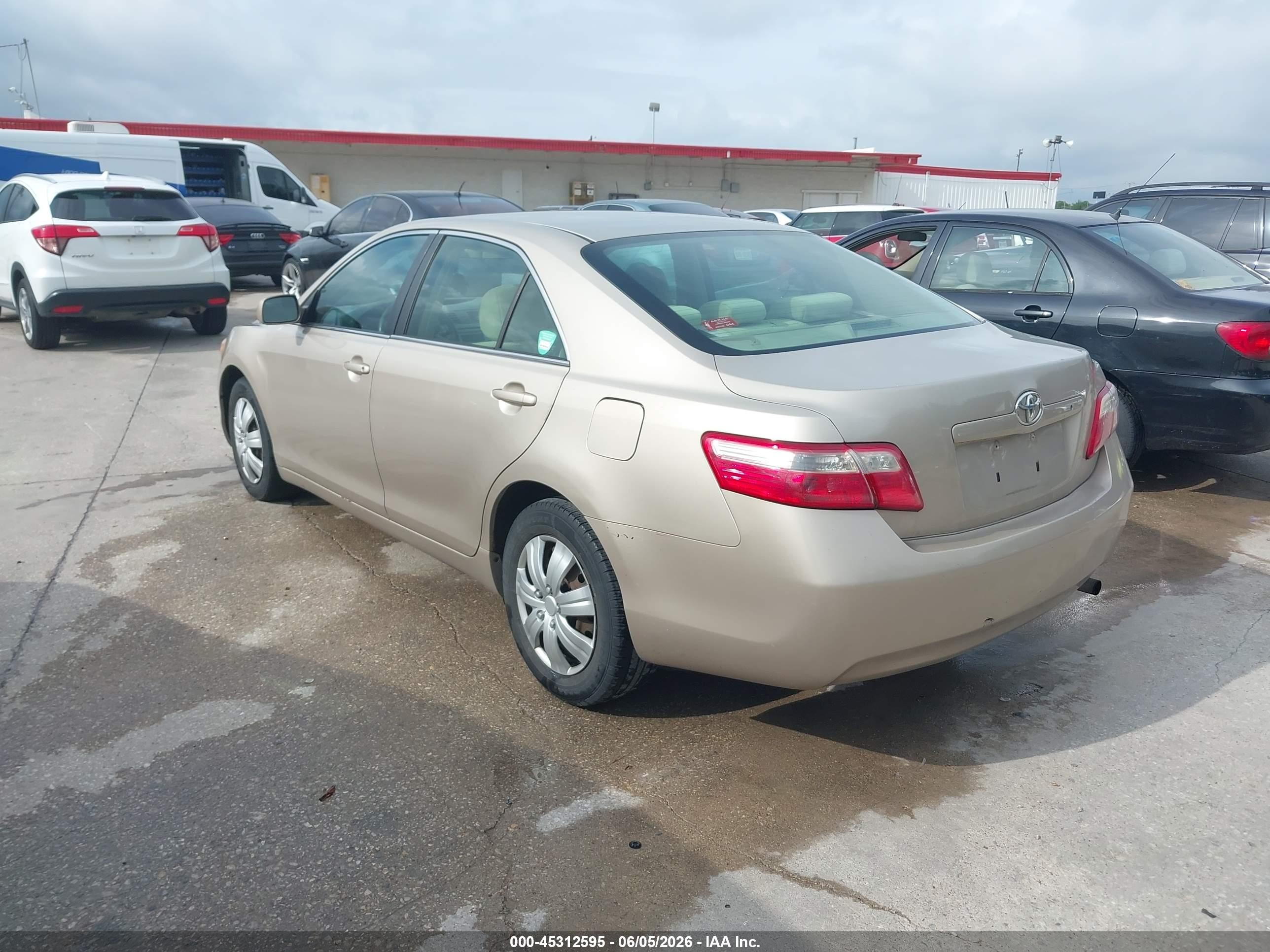 2007 Toyota Camry Ce Gold vin: 4T1BE46K27U505322