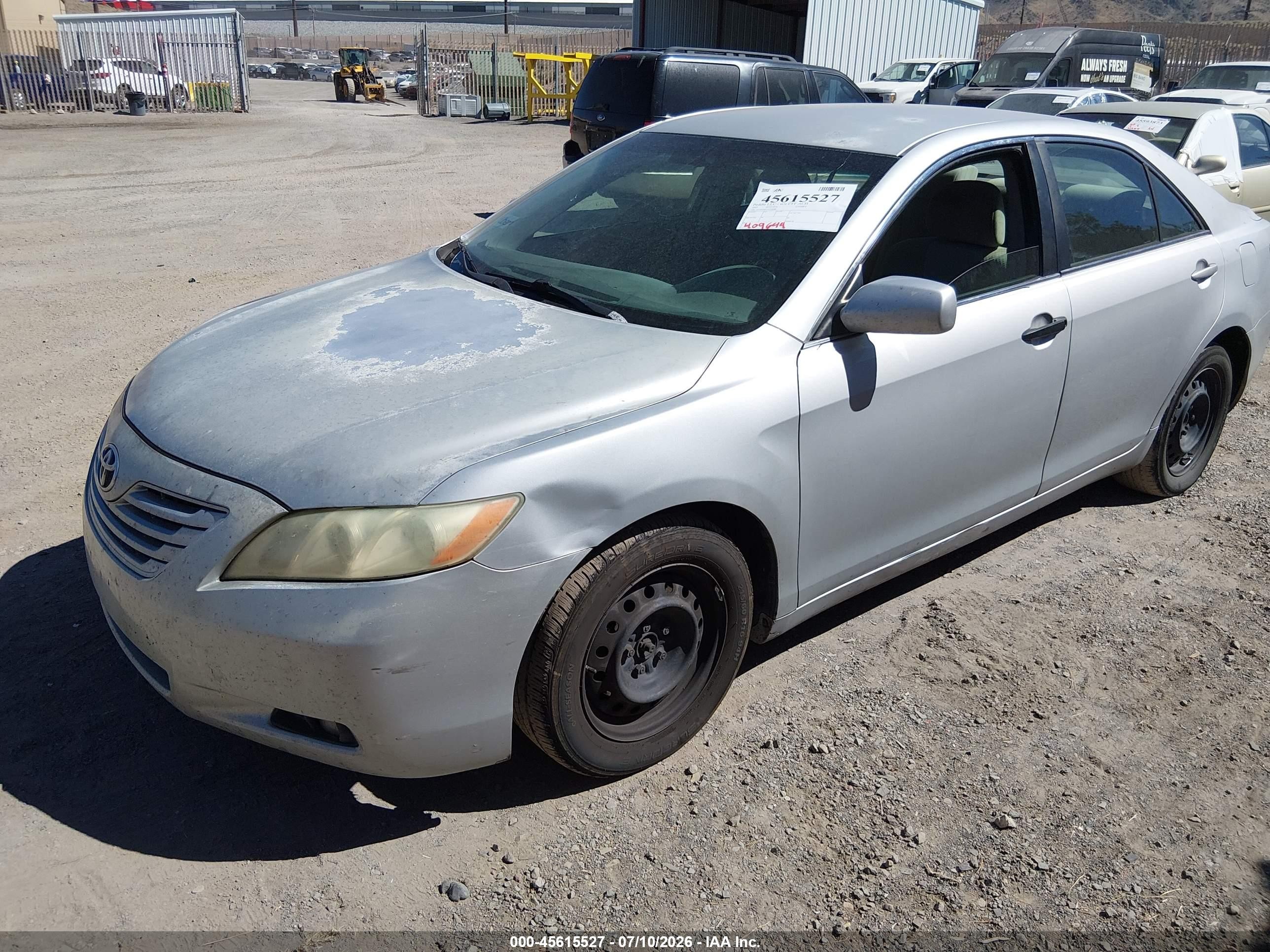 2007 Toyota Camry Le Серебряный vin: 4T1BE46K27U520080