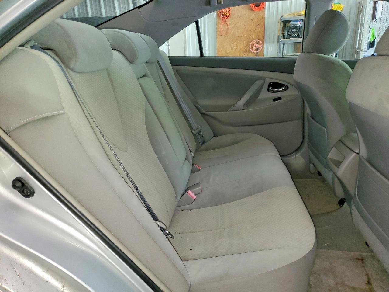 2007 Toyota Camry Le Silver vin: 4T1BE46K27U559669