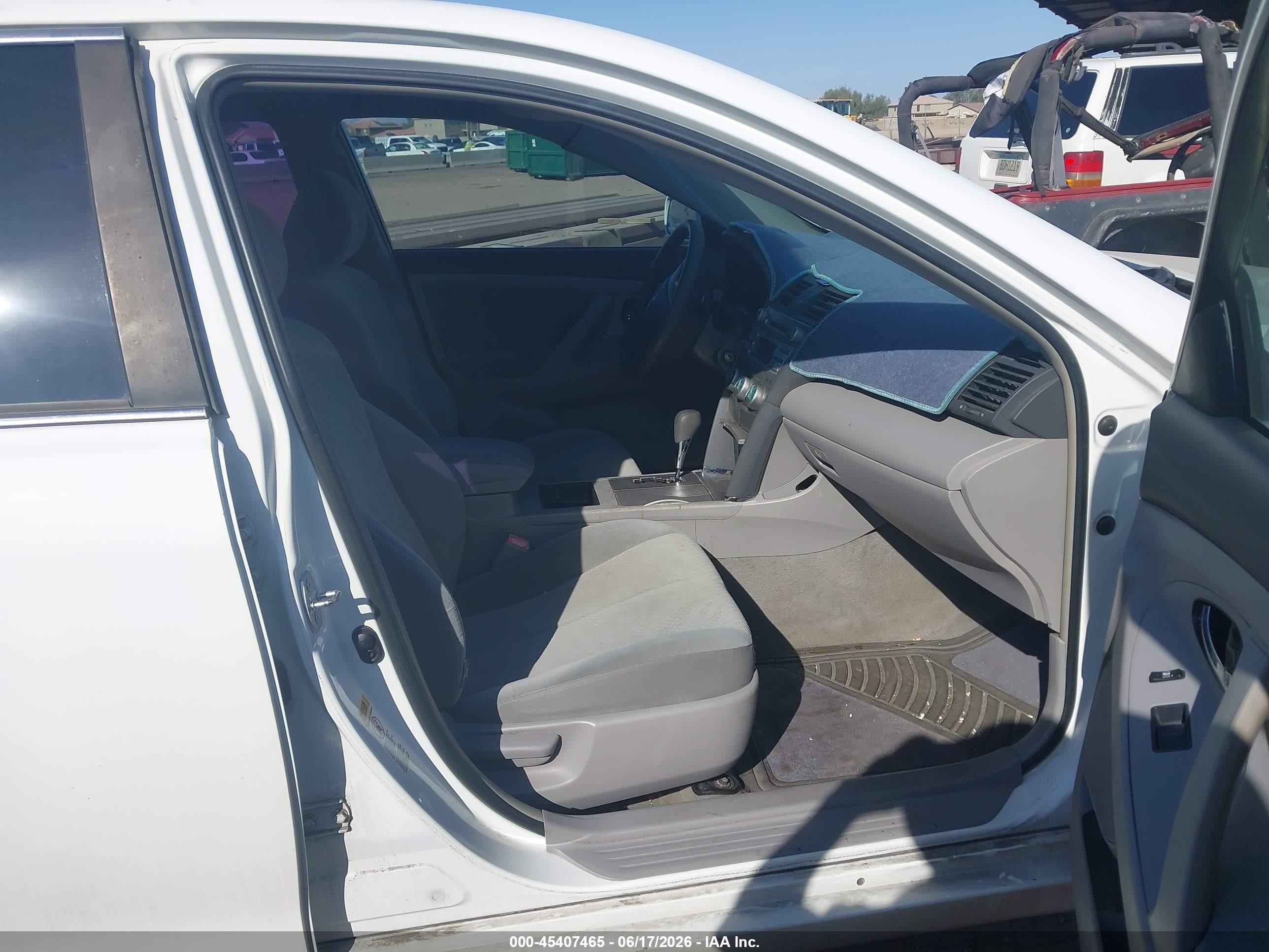 2007 Toyota Camry Le White vin: 4T1BE46K27U566122