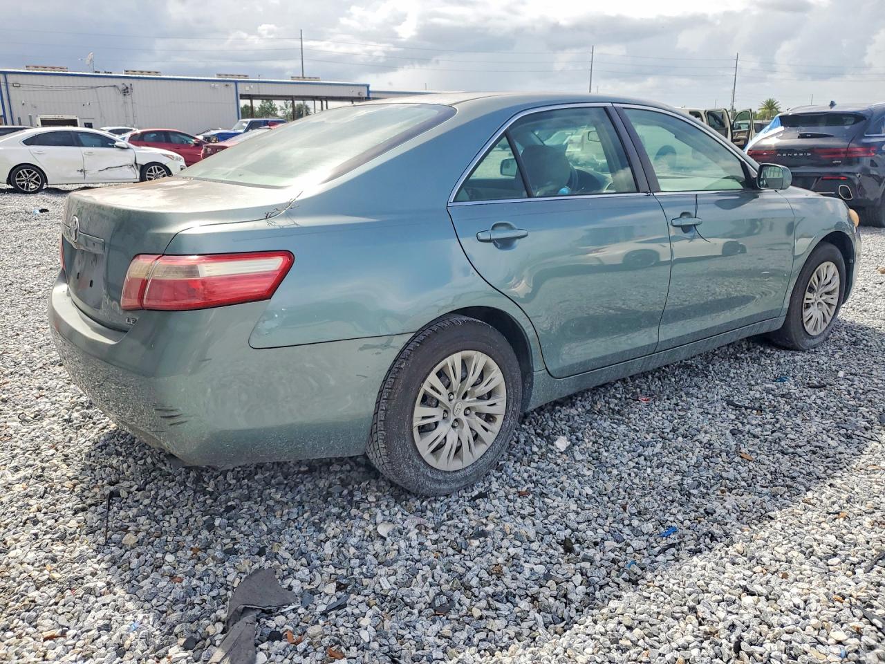 2007 Toyota Camry Le Green vin: 4T1BE46K27U569926