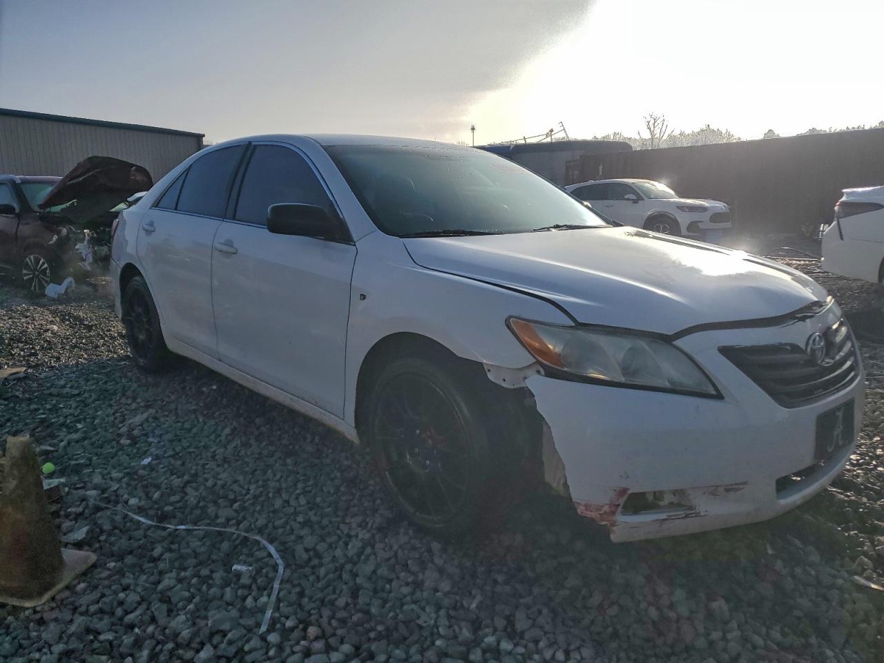 2007 Toyota Camry Le White vin: 4T1BE46K27U601998