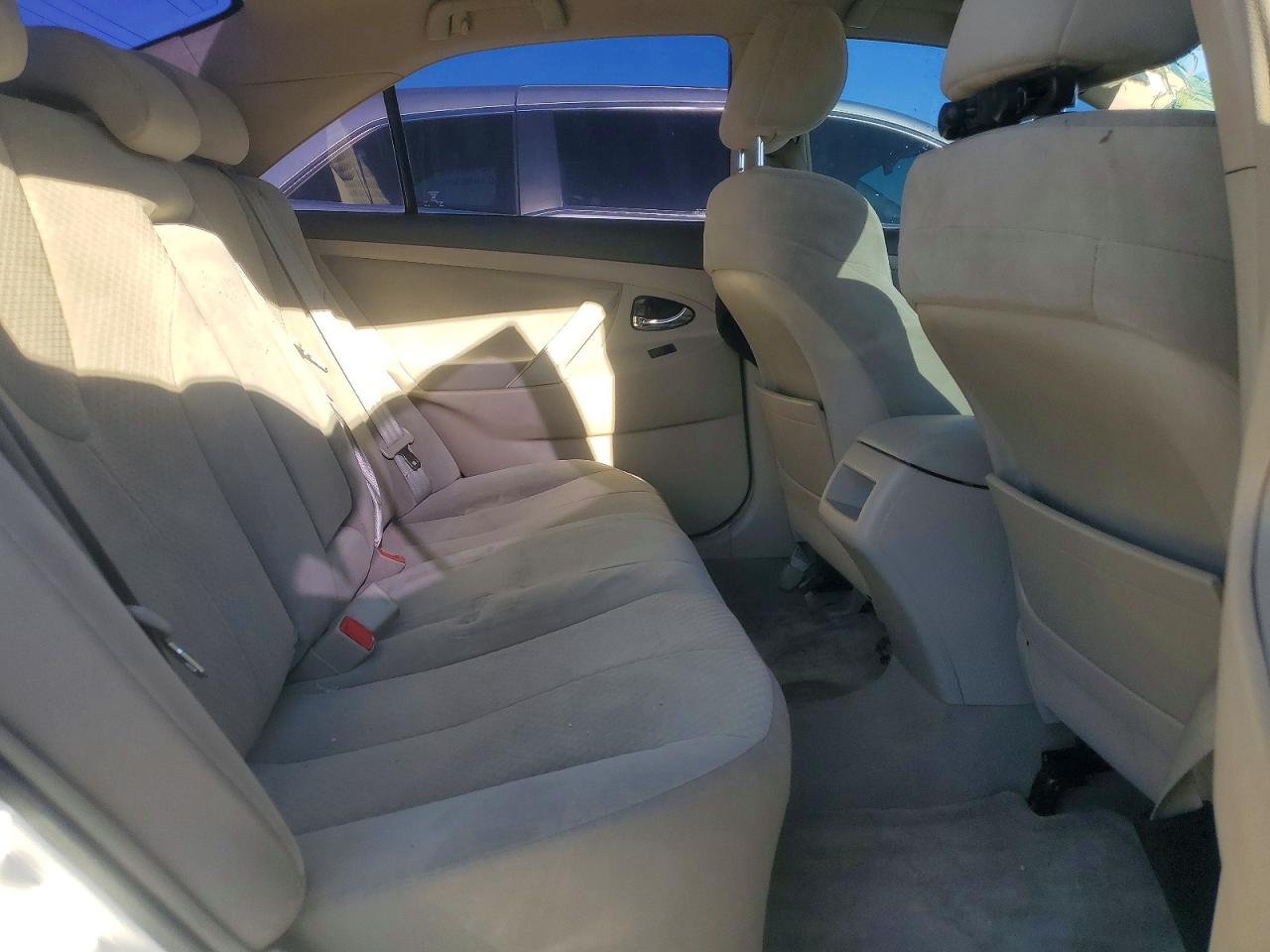 2007 Toyota Camry Le White vin: 4T1BE46K27U670545